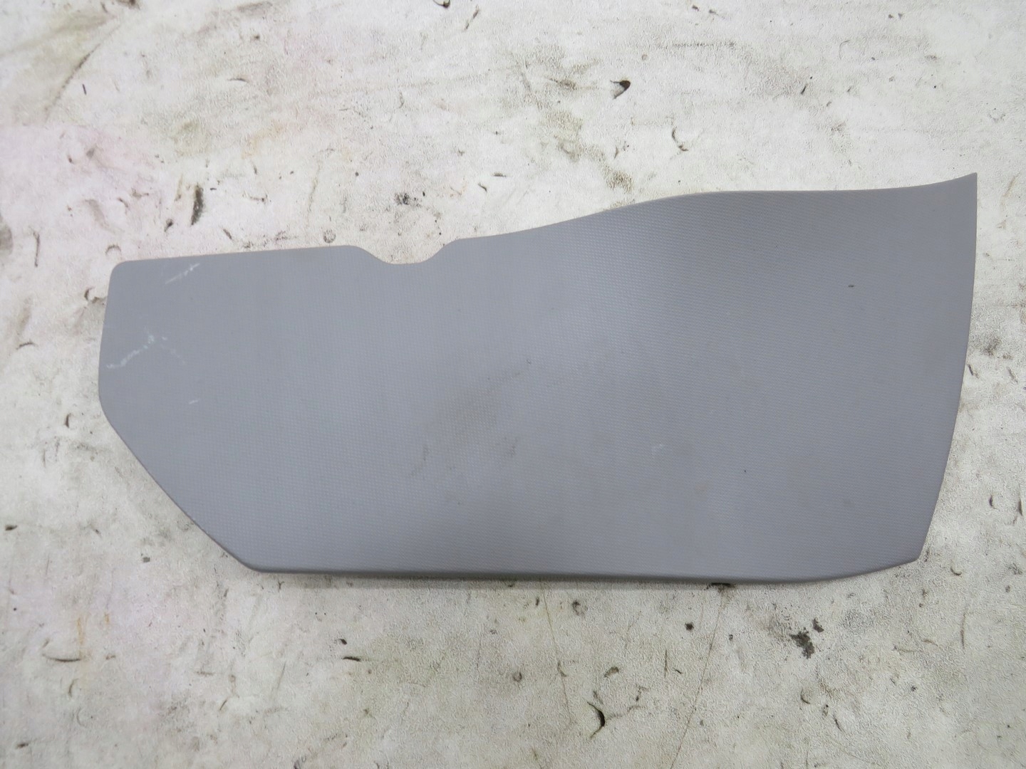 защита консоль левый renault ZOE 689308814R