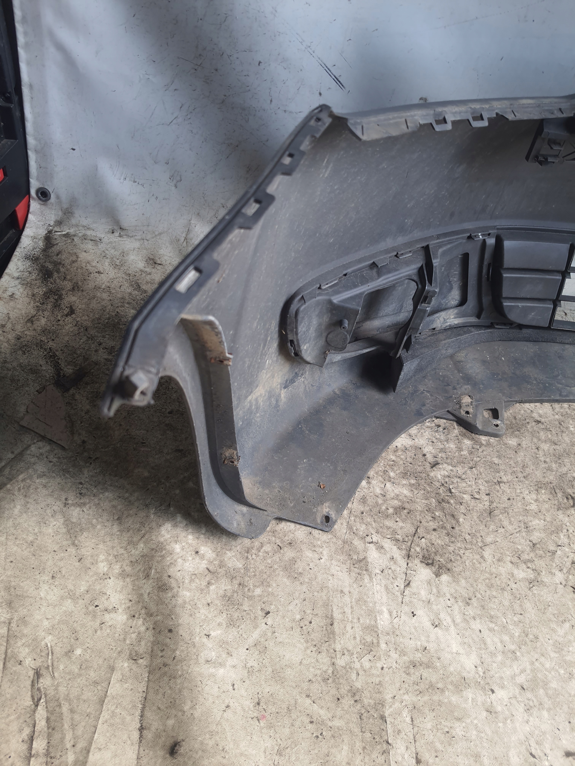 VOLKSWAGEN CADDY 11-15 bumper