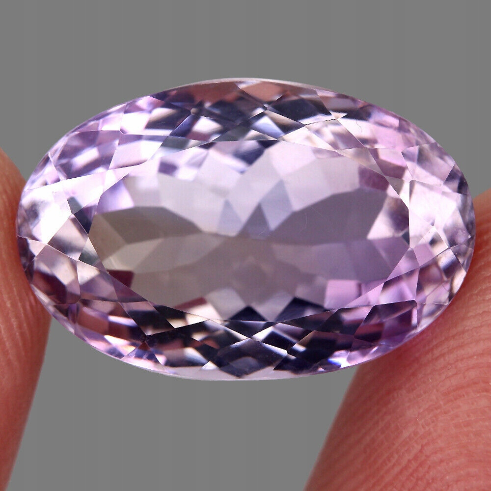 Ametryn přírodní kámen Vvs 13.66ct
