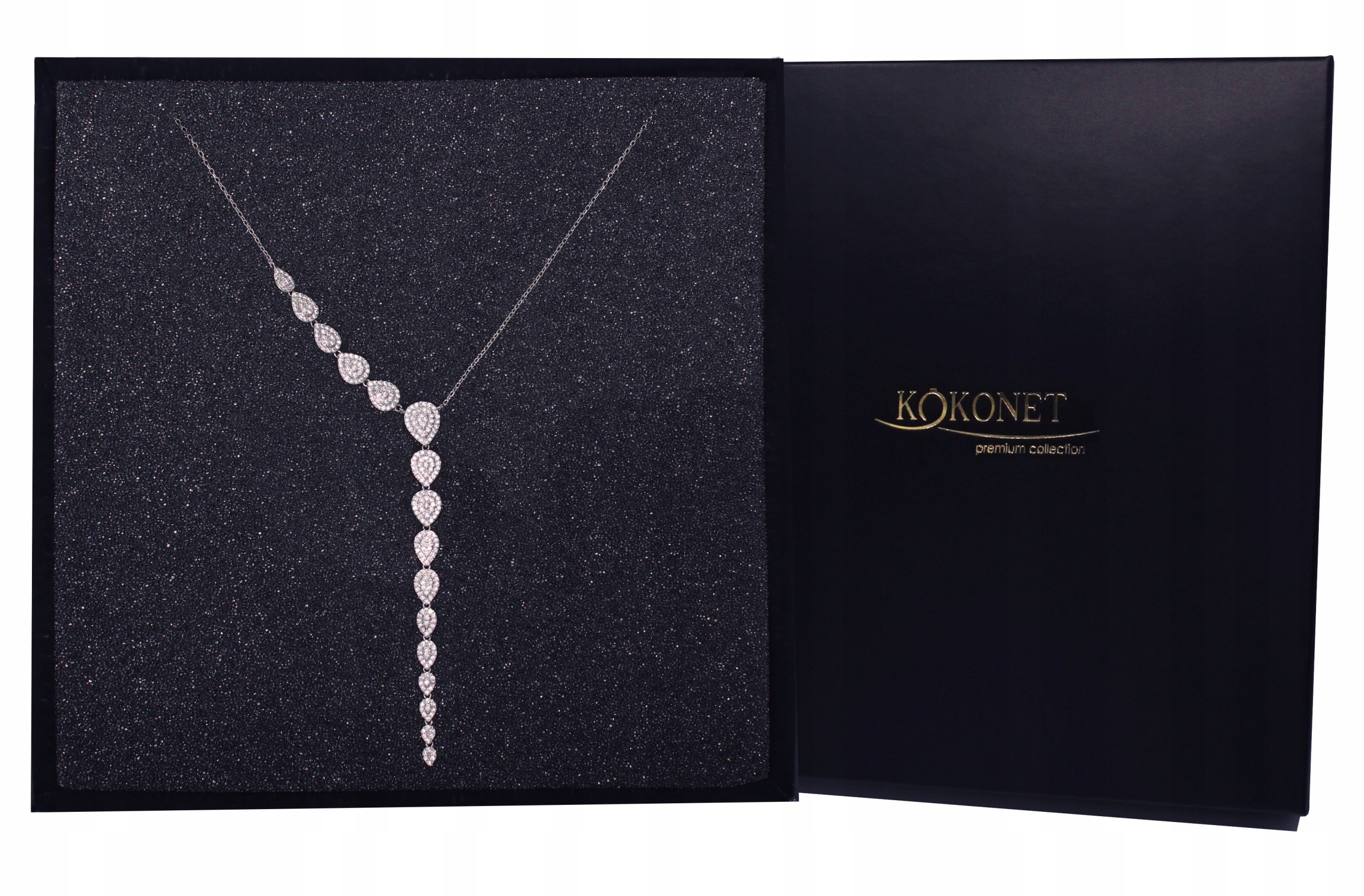 Stříbrný náhrdelník je skromný a originální nápad na dárek pro ženy, křišťály