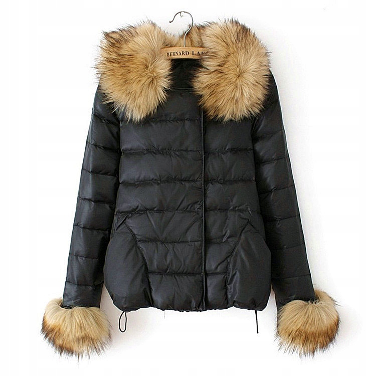 

Kurtka Chanelka Pikowana Puchowa Odpinane Futro M