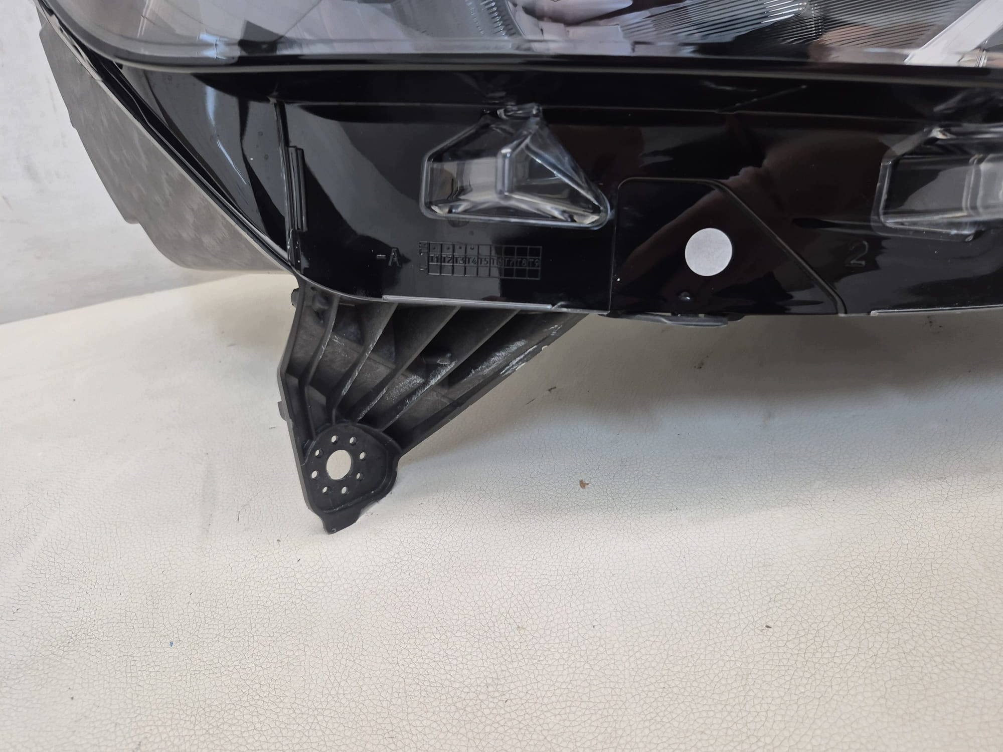 DACIA SANDERO III 3 LIFT 25- light right front front FULL LED 260102152R