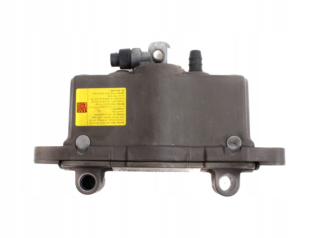 B13578 - Левый патрон петли капота BMW F10 F11 F01 до 2011