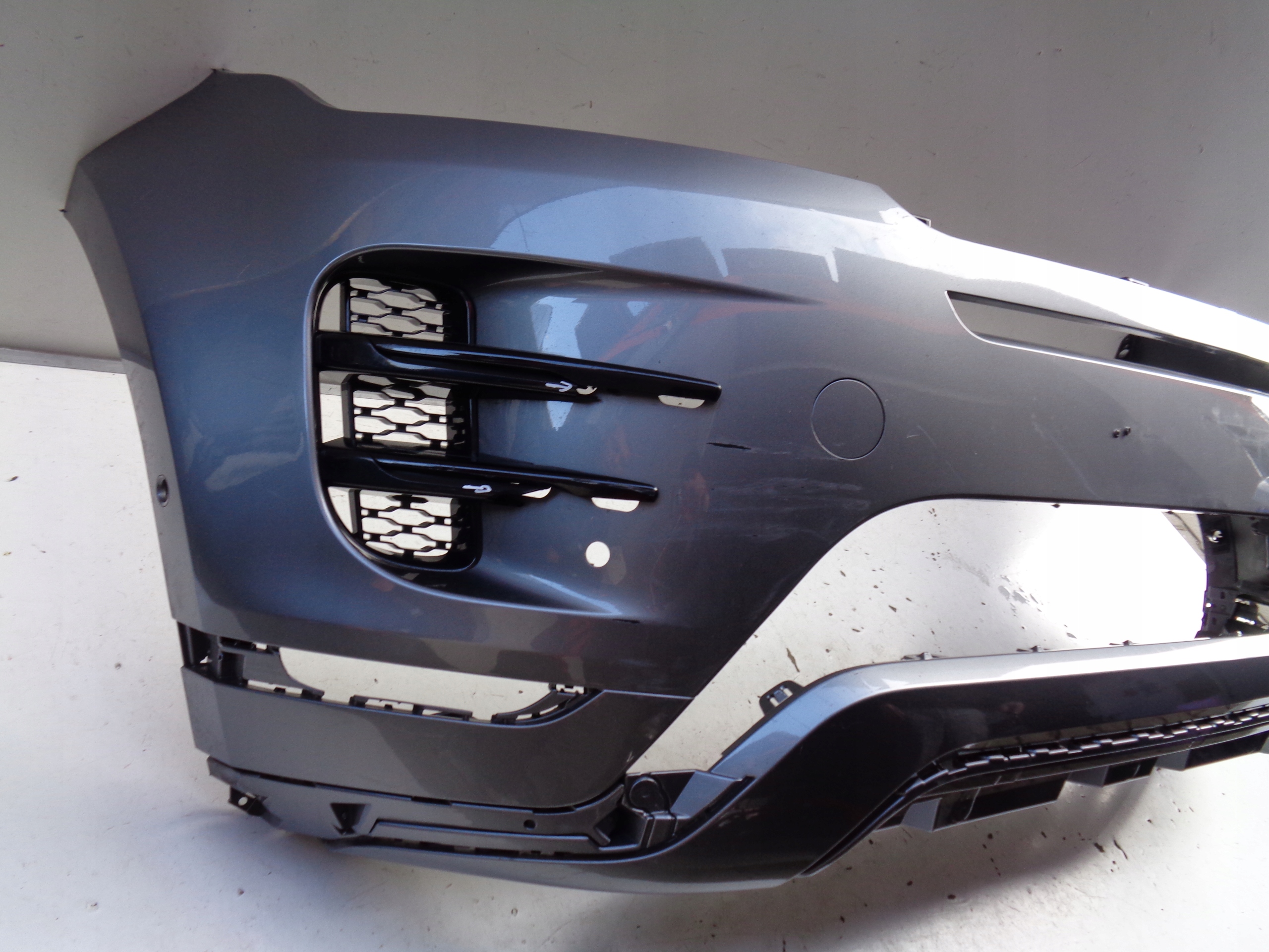 Frontstoßstange RANGE ROVER EVOQUE II 19- DYNAMIC NR 46067