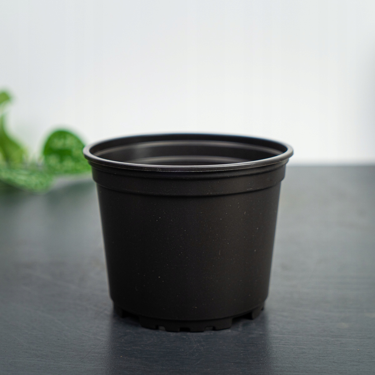 

Doniczka Plastikowa Do Przesadzania 13 Produkcyjna