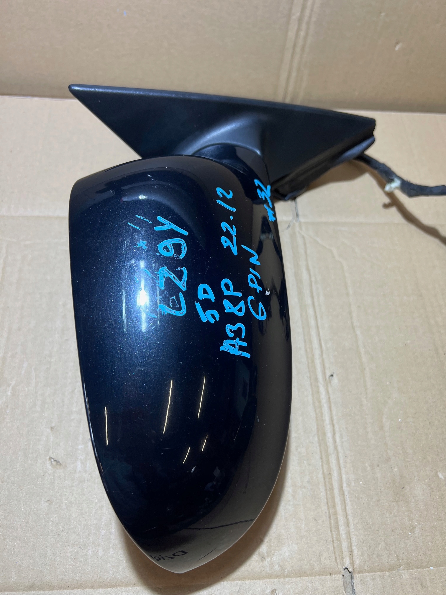AUDI A3 8P 5D LIFT LZ9Y mirror right 6PIN