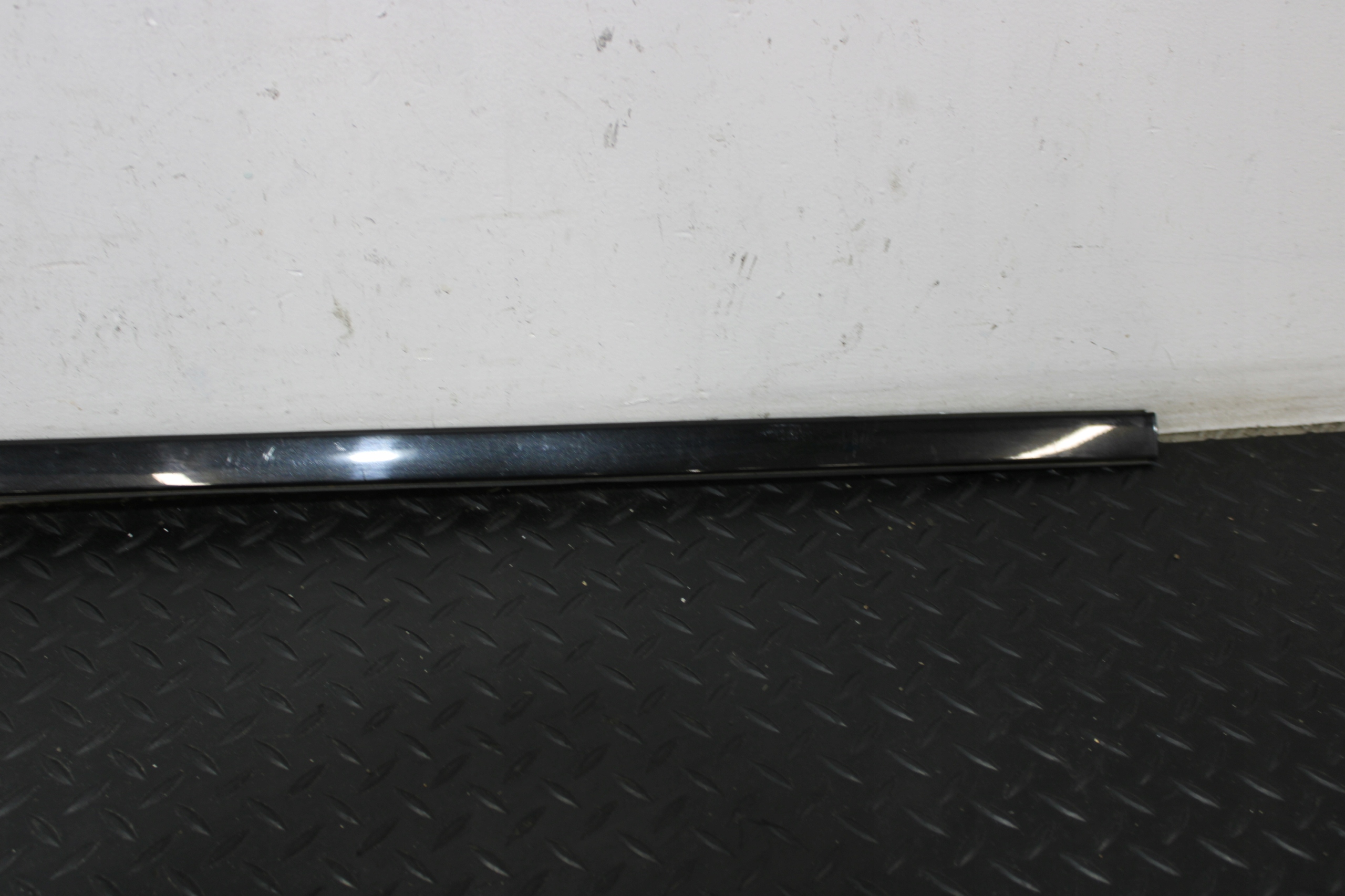 lišta střešním levá BMW 2 F45 ACTIVE TOURER 7395939