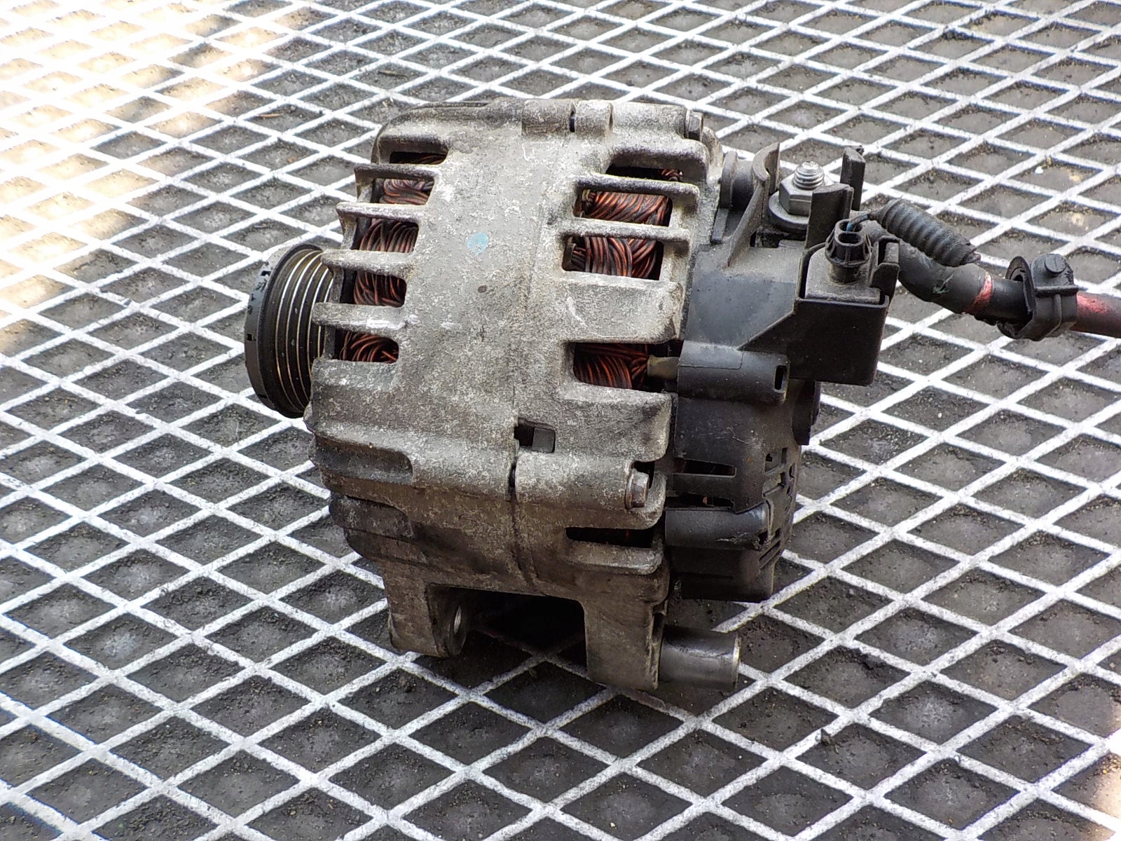 FORD C-MAX 2.0 TDCI alternator AG9T-10300-CA
