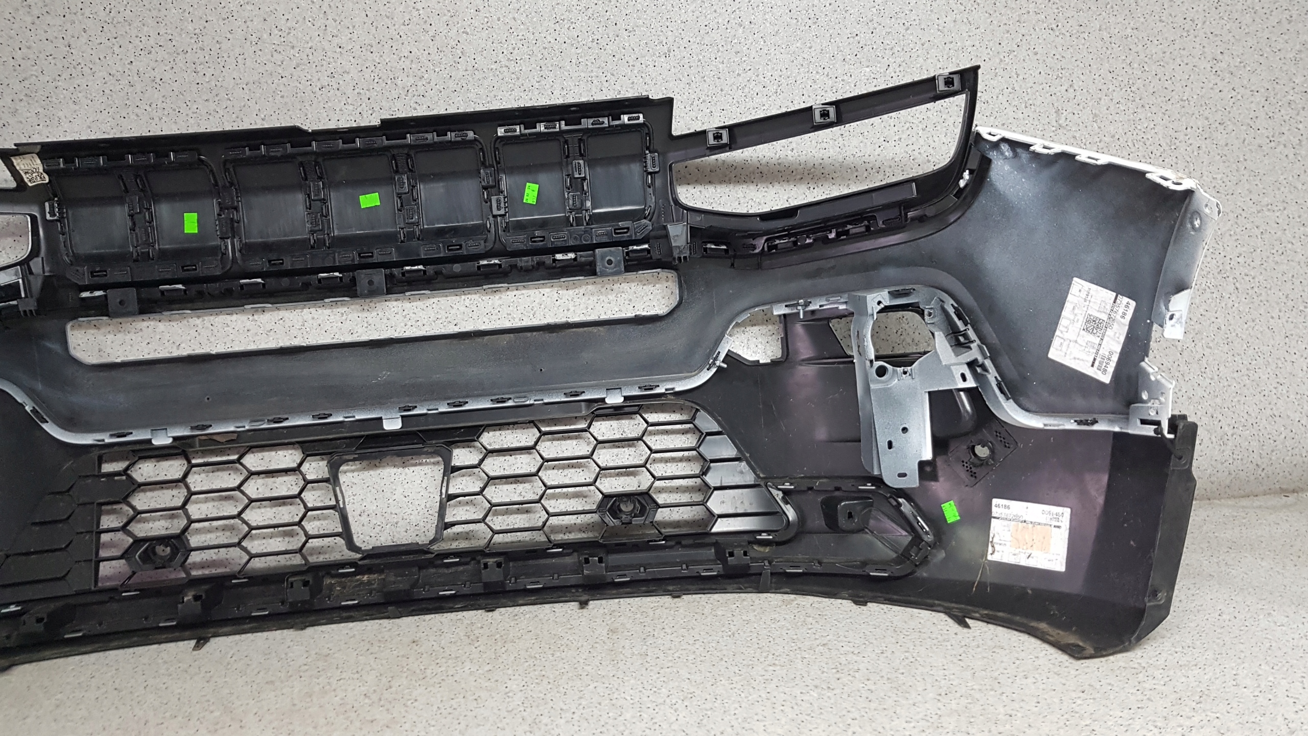 JEEP AVENGER 2022 - bumper front 2579
