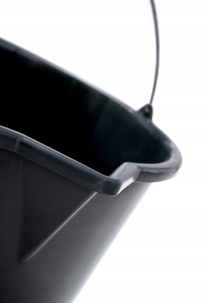 Wiadro budowlane 20l z lejkiem — 14