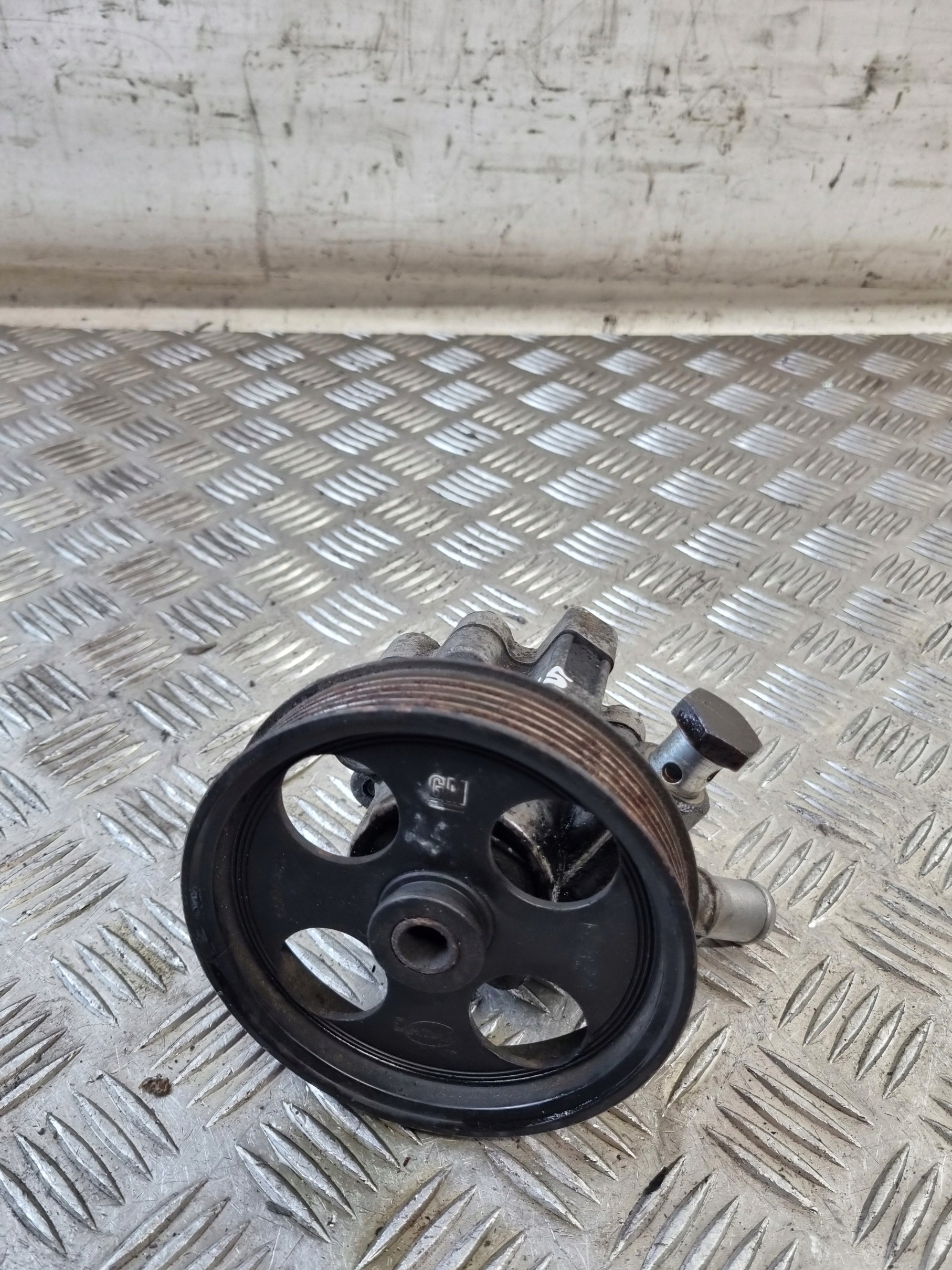 servo pump OPEL INSIGNIA A 2.0D