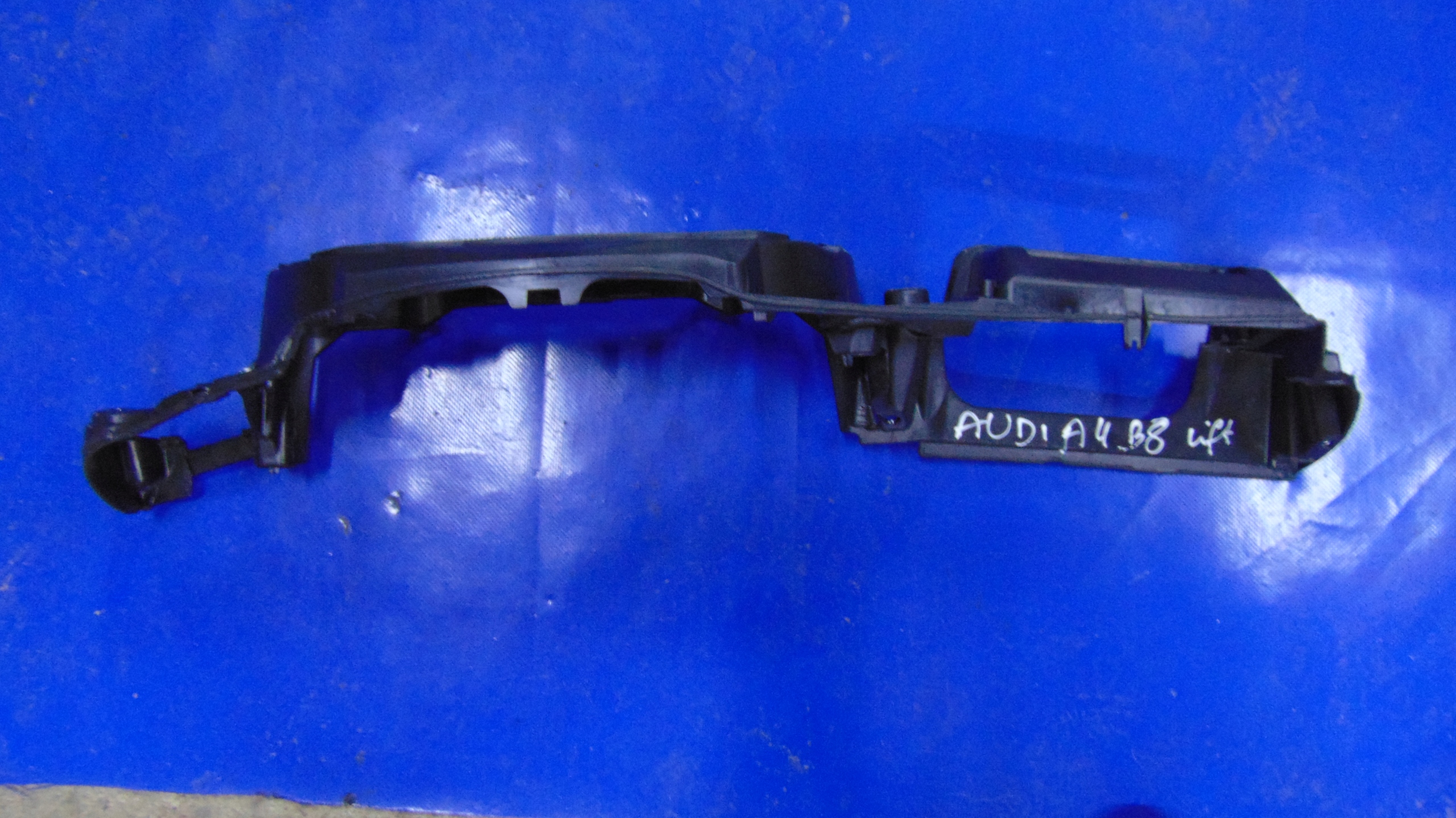 RÁM držiak budíka AUDI A4 B8 LIFT 08-15 ROK