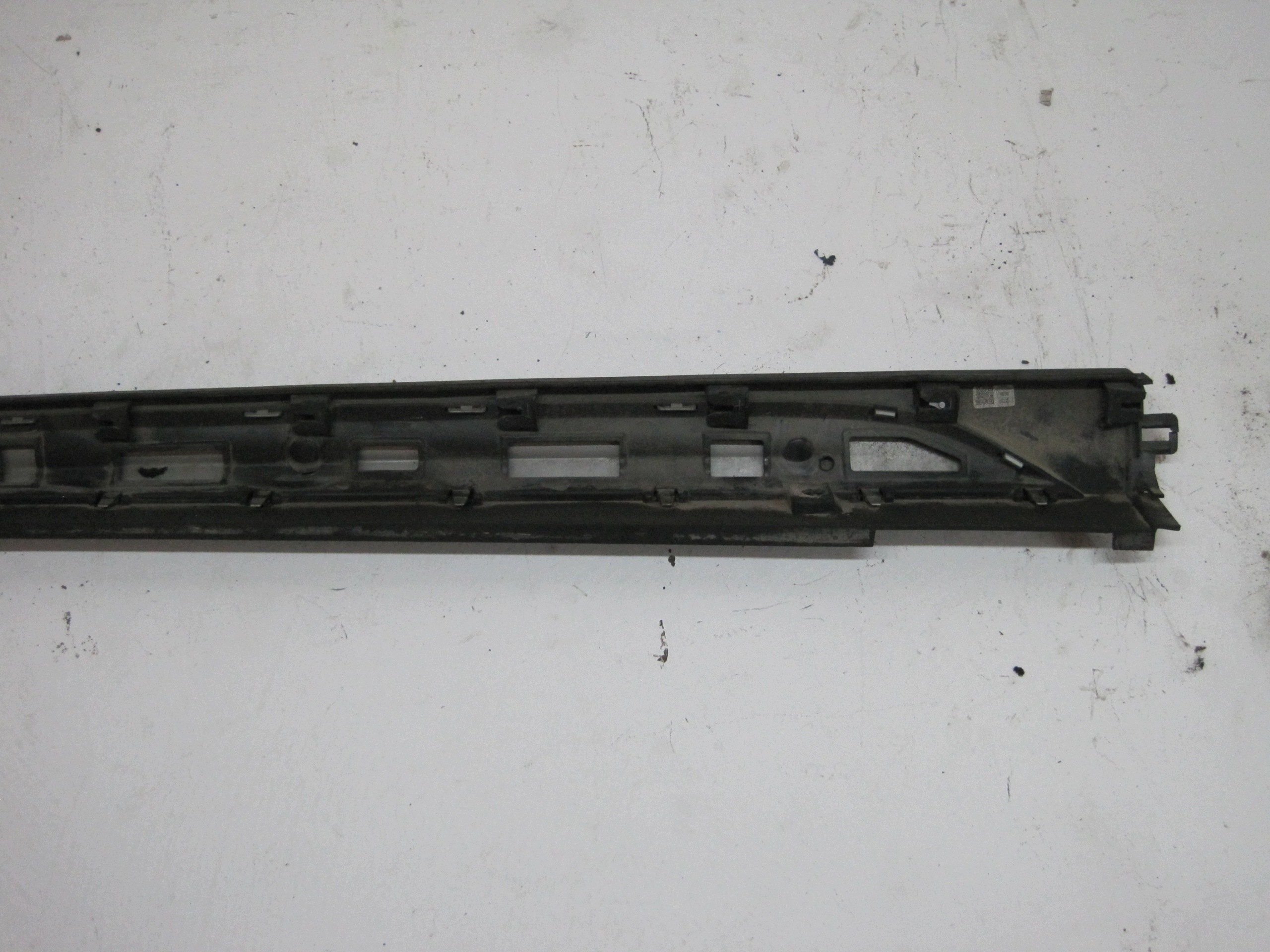 cap moulding threshold VW TAIGO 2G7 right