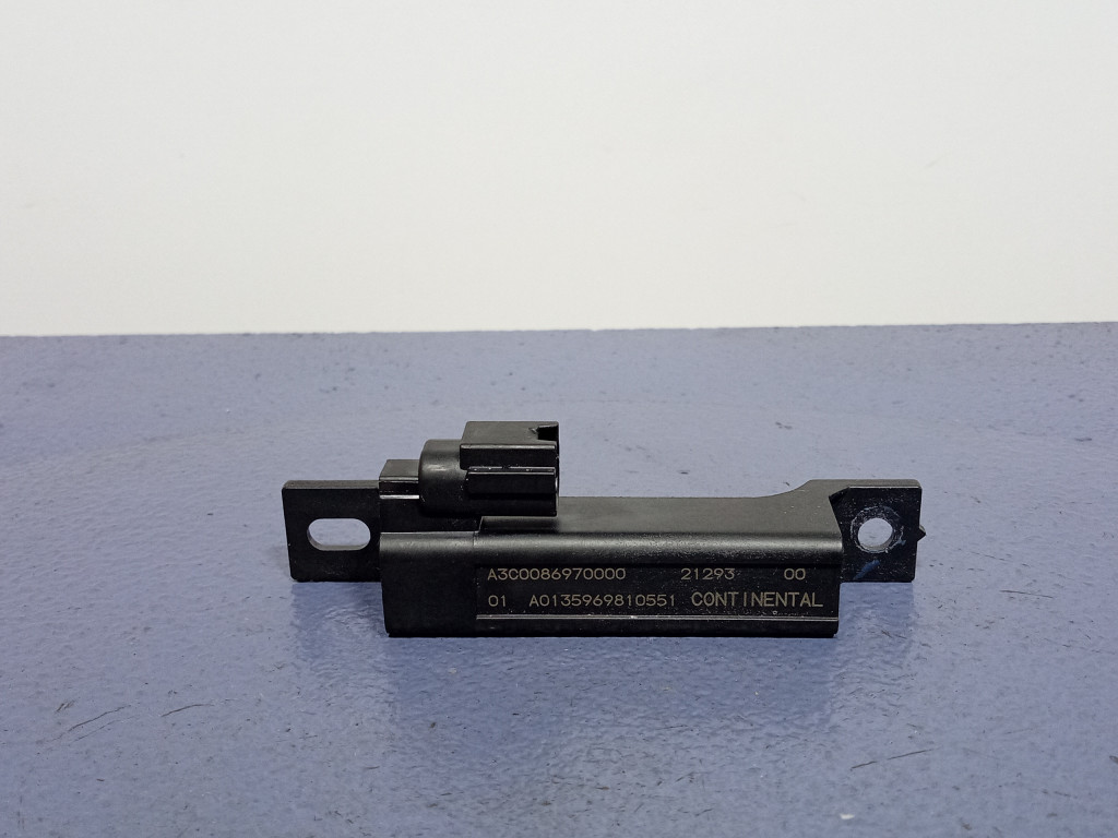 RENAULT CLIO V WZMACNIACZ ANTENY DOSTĘPU SMART KEY A3C0086970000