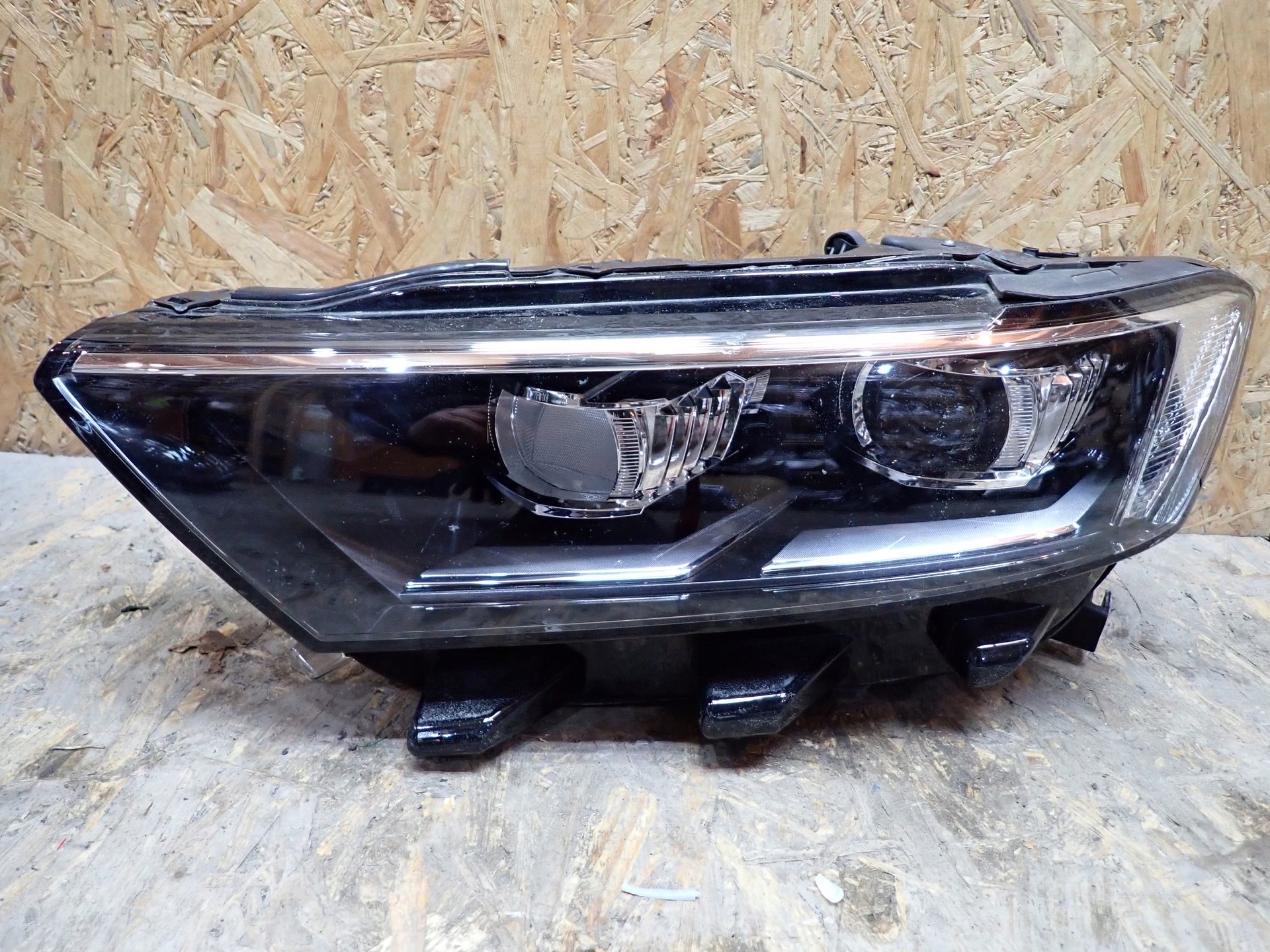 light left left FULL LED VW T ROC A11 2GA941035P