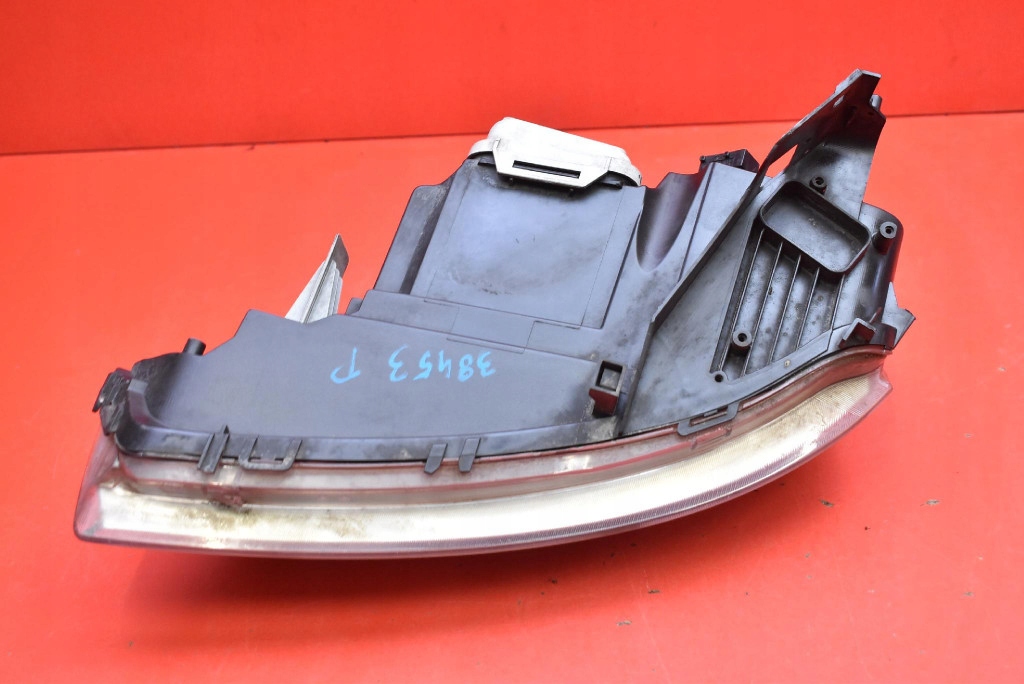 REFLEKTOR right light front lens EU 13100536 OPEL CORSA C 00-03