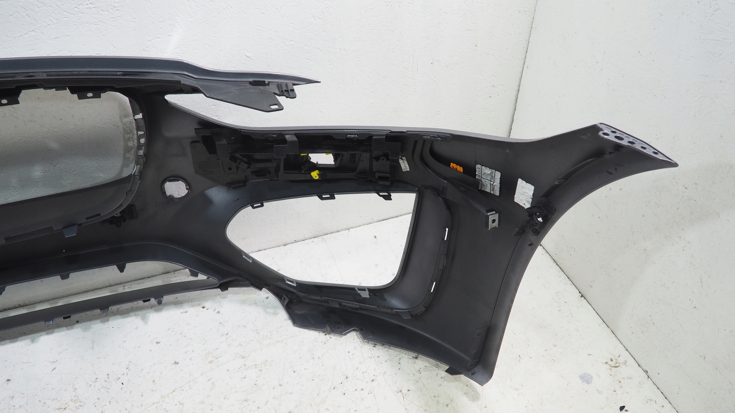 Jaguar XE R Dynamic lift bumper front front MX73-17F003-EA
