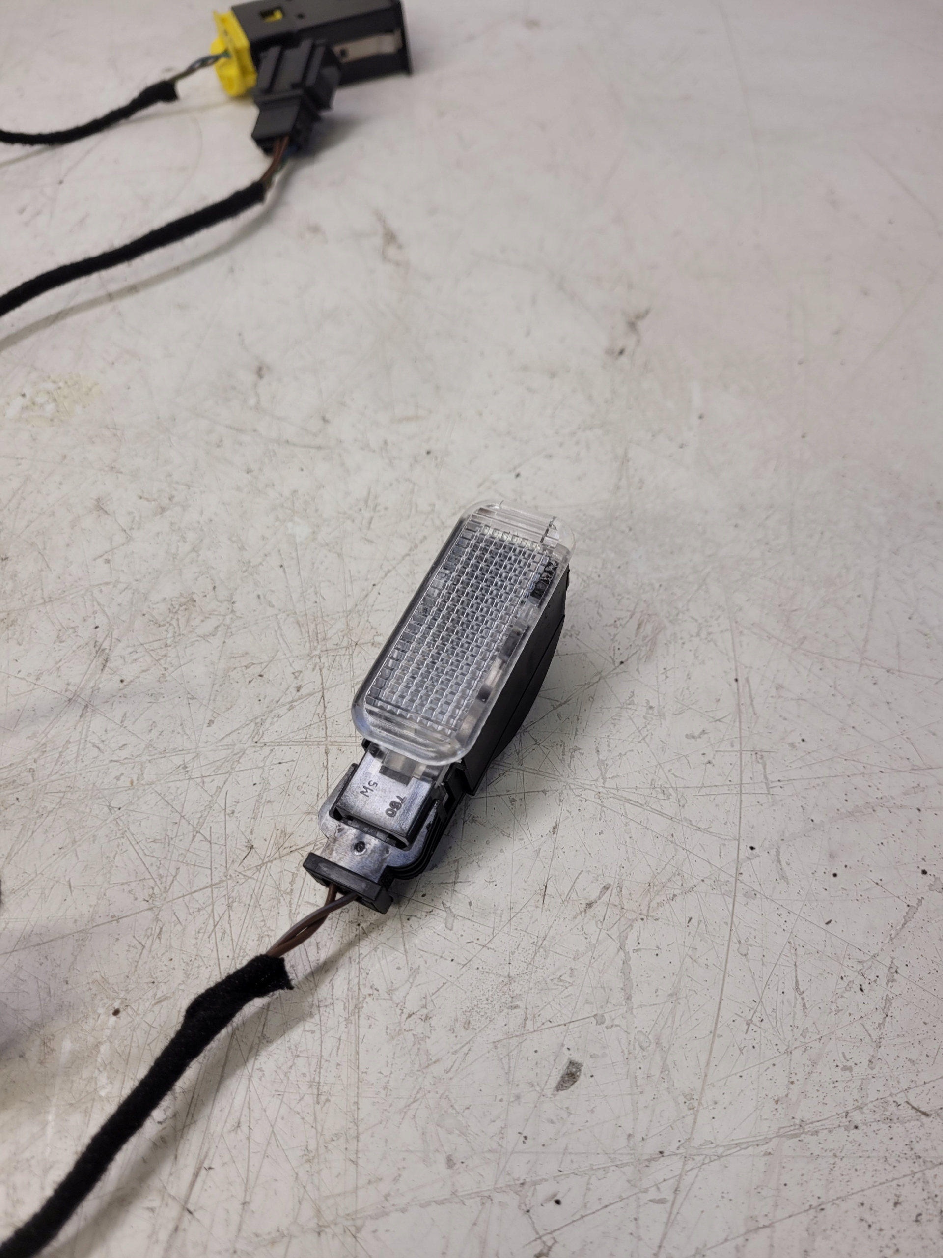bundle passenger compartments AUDI A3 8P LIFT 08-12 8P0971679K