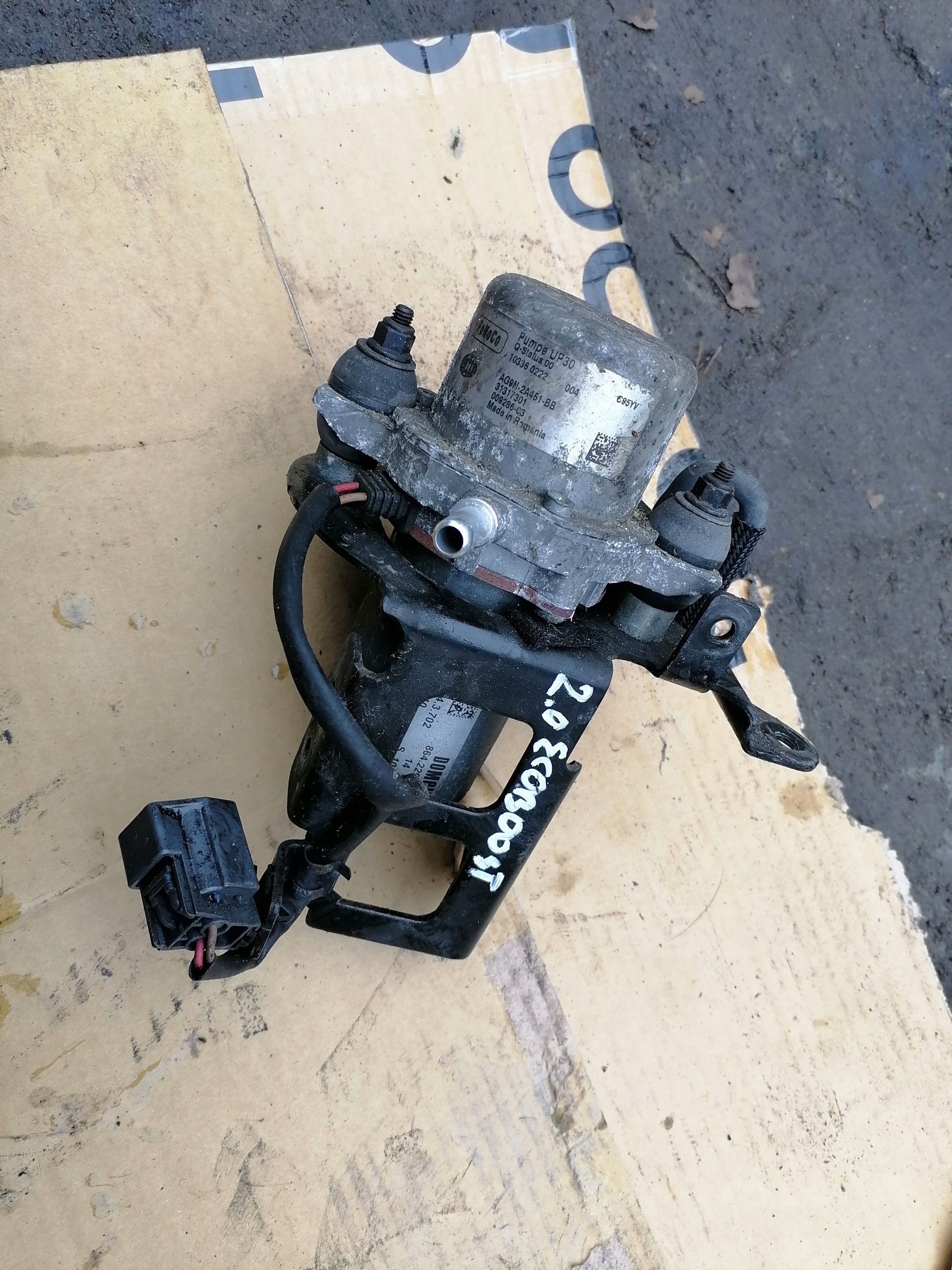 AG9N-2A451-BB - ВАКУУМНЫЙ НАСОС FORD S-MAX GALAXY MK3 2.0 ECOBOOST