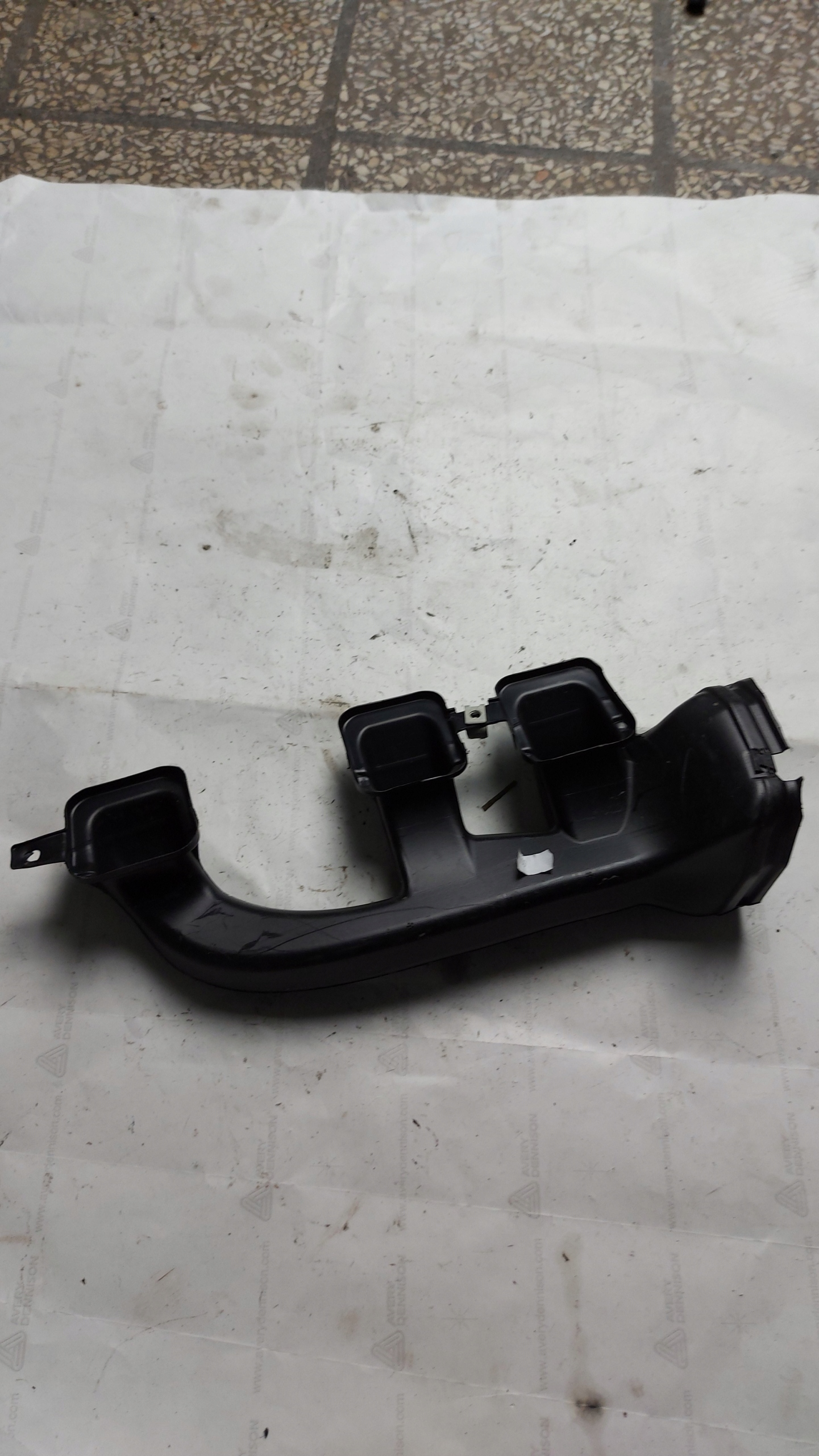 DOLOT POWIETRZA RURA WLOT KANAŁ MERCEDES S W222 Numer katalogowy części A2228310846