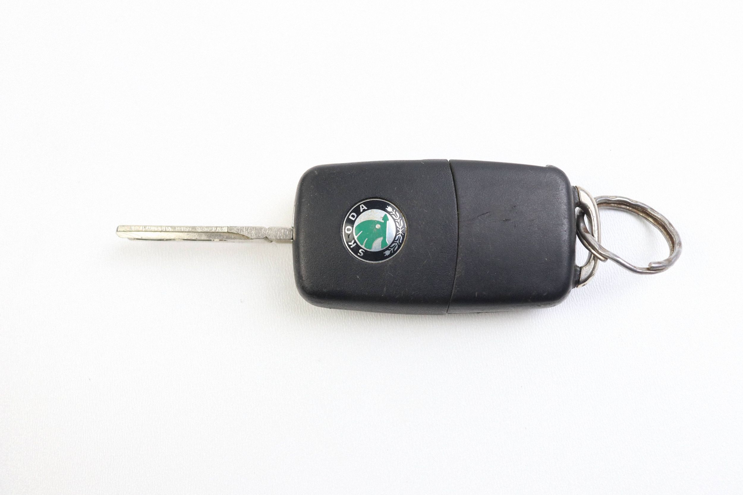 SKODA SUPERB II ignition key 1K0905851B