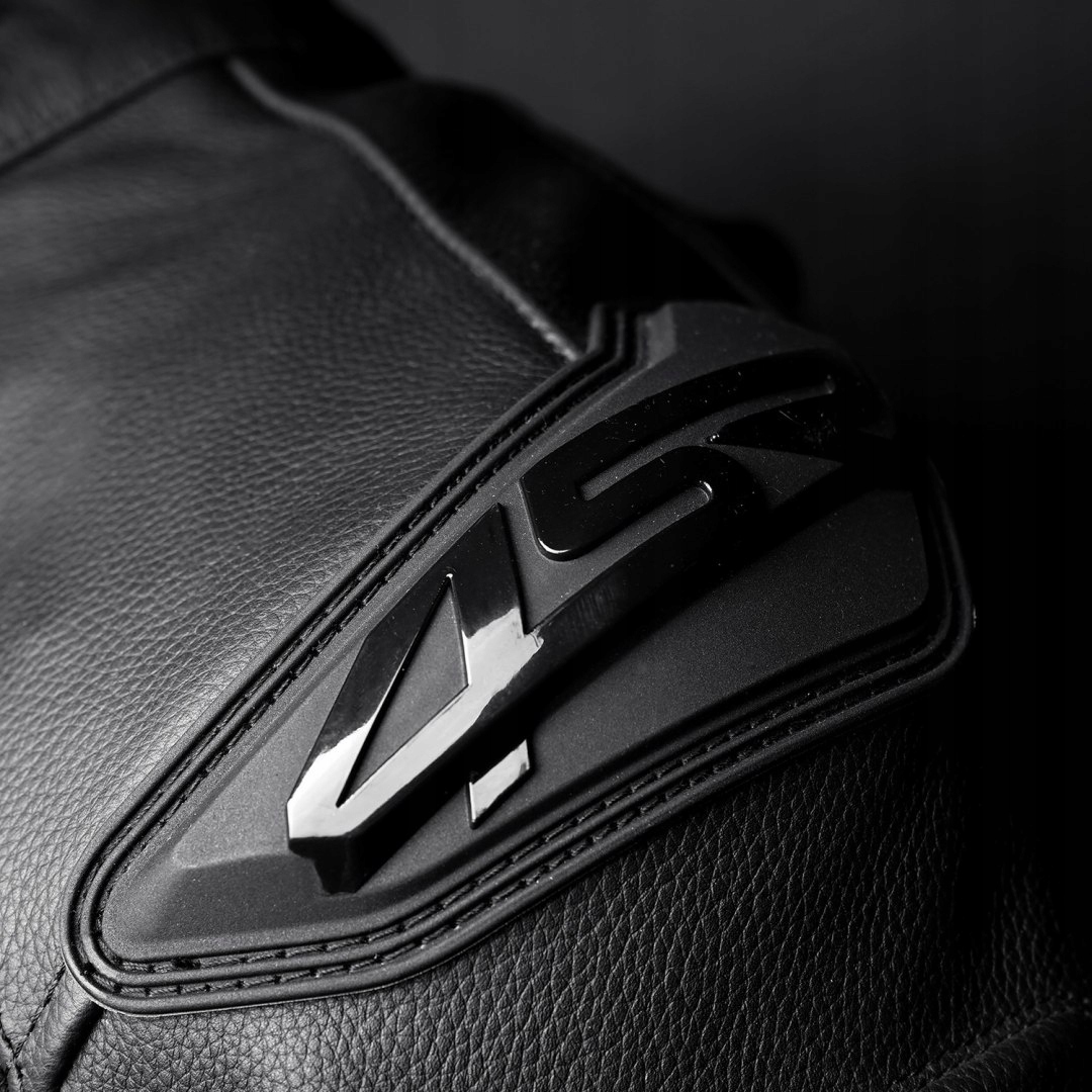 4SR TT Replica Black Series 58 + i Kolor czarny