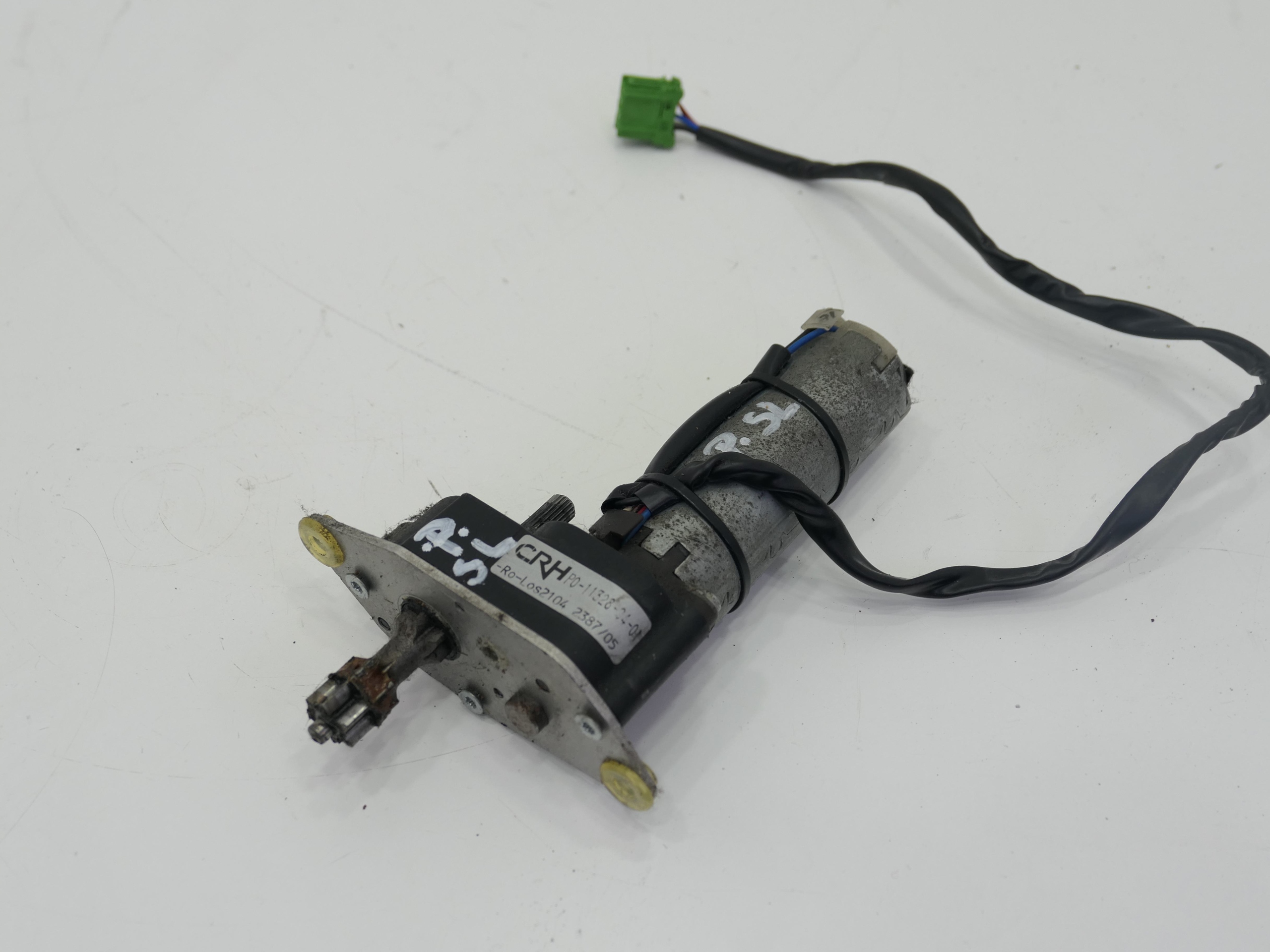 SEAT MOTOR P A2308200642 MERCEDES SL R230 02
