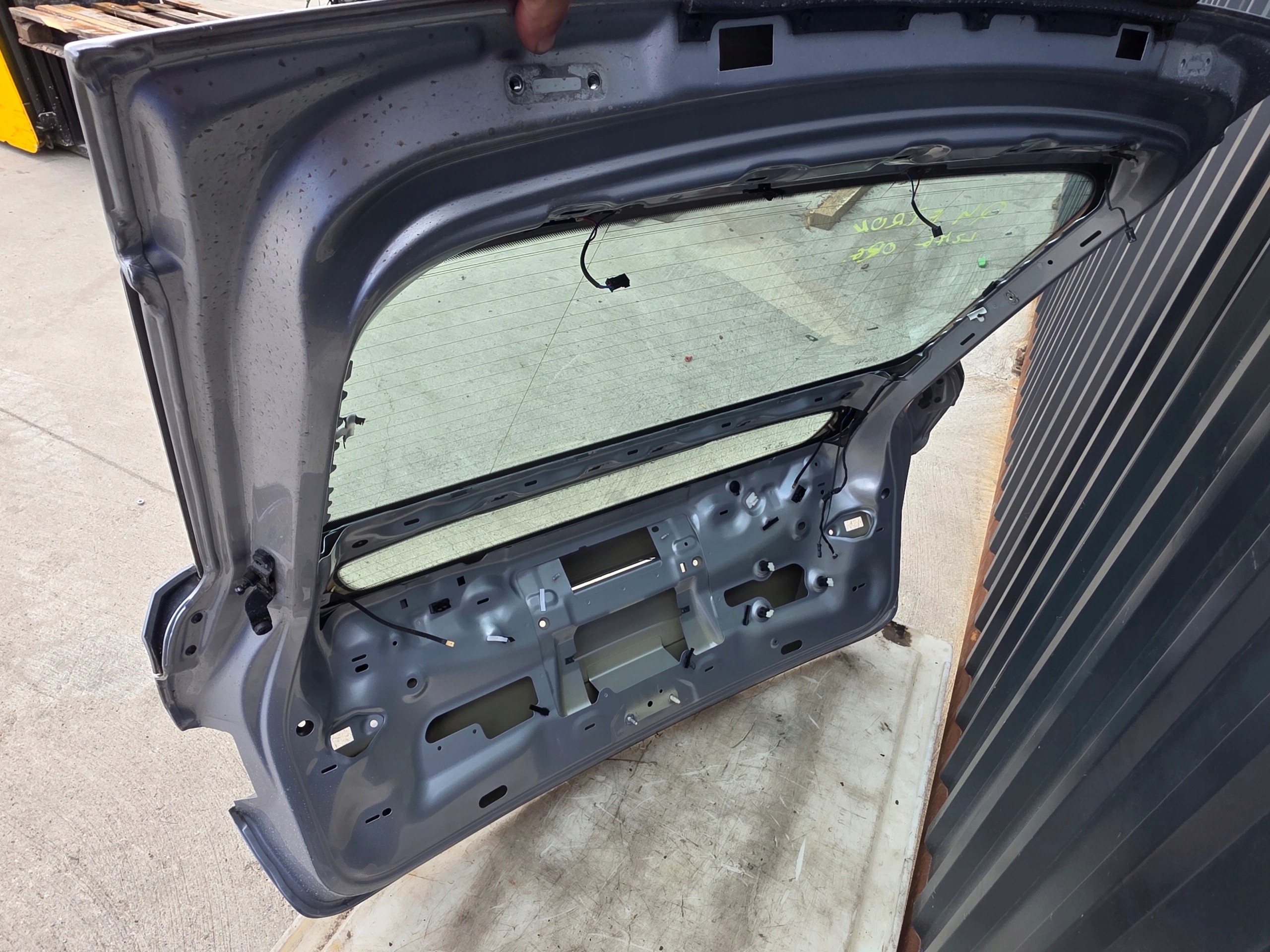 boot doors rear part AUDI Q4 E-TRON SPORTBACK LZ7G original !