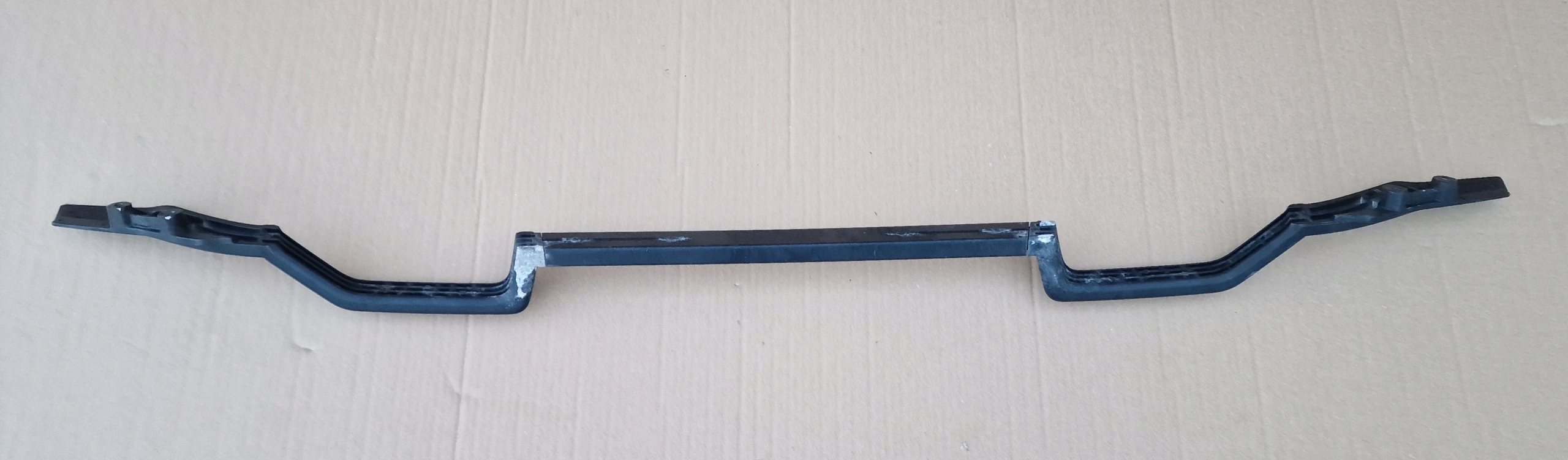 SCANIA R S PODSZYBIE RĄCZKA KABINY UCHWYT 2680451 Producent części Scania OE