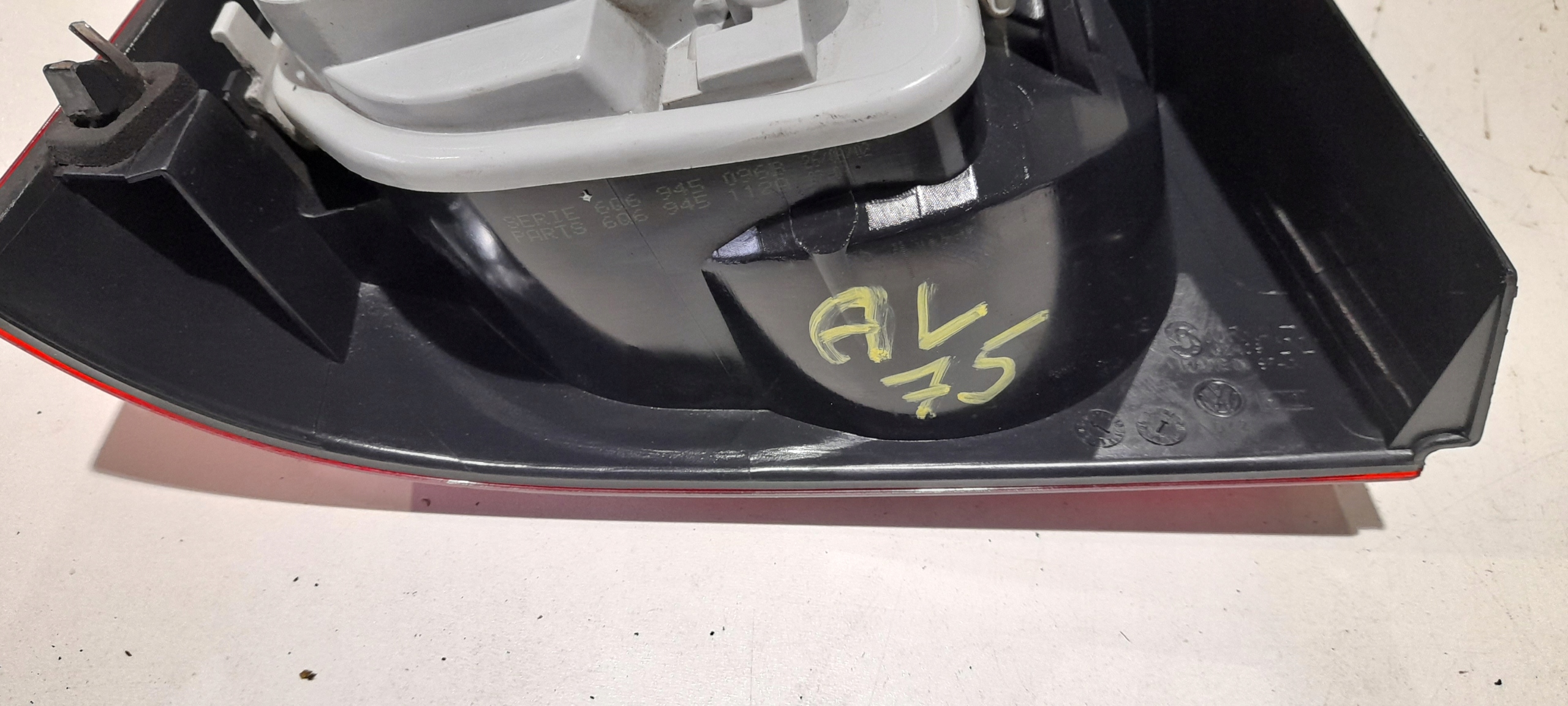 VW POLO light rear right right rear part 6Q0945096