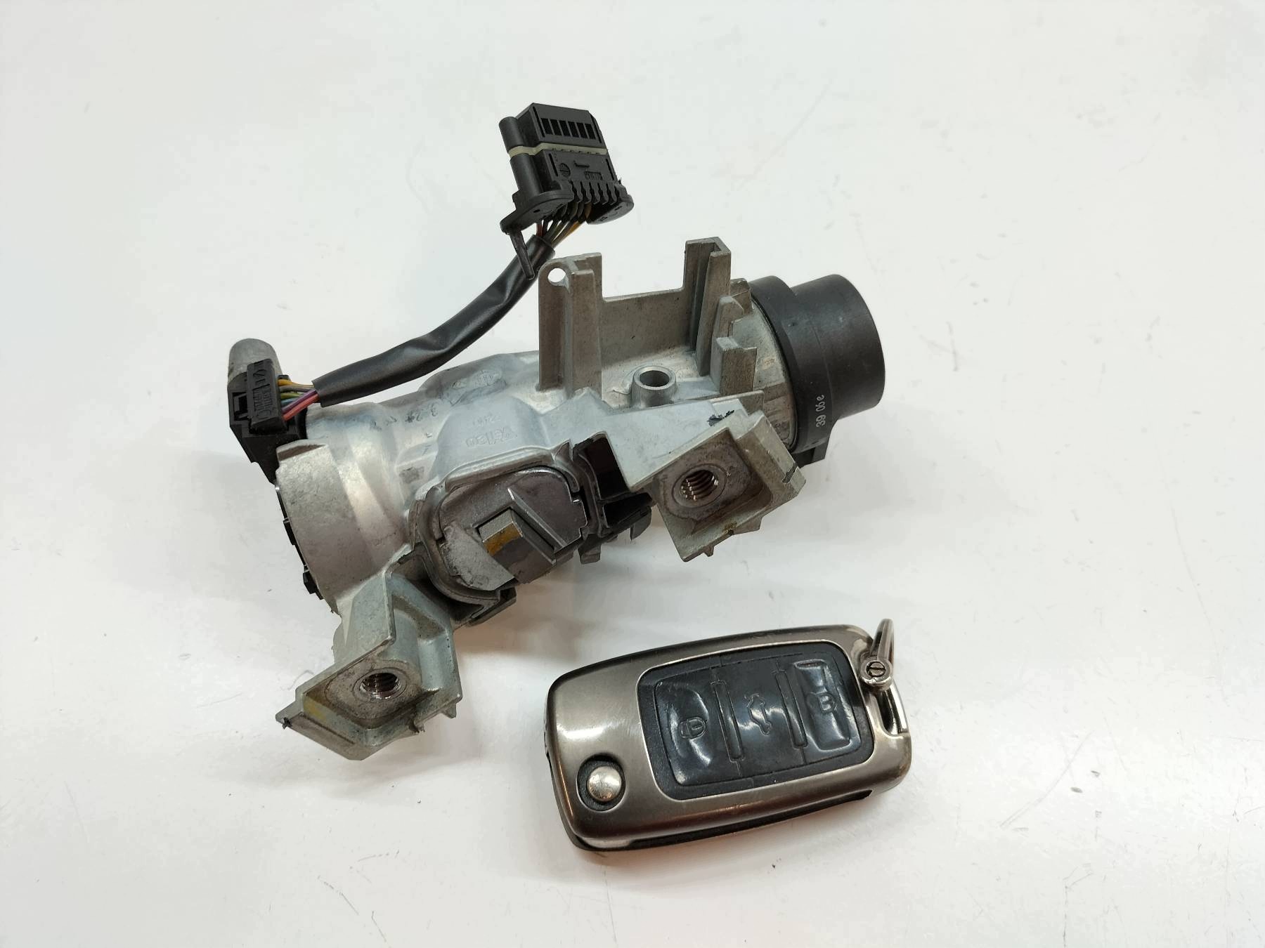 ignition 1K0905851B 1K0905865ALS VW Volkswagen Golf V (2004-2009)