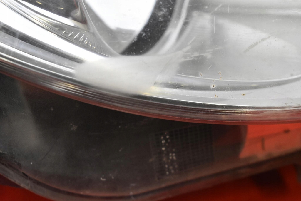 REFLEKTOR right light front EU 13186382 OPEL CORSA D 06-11