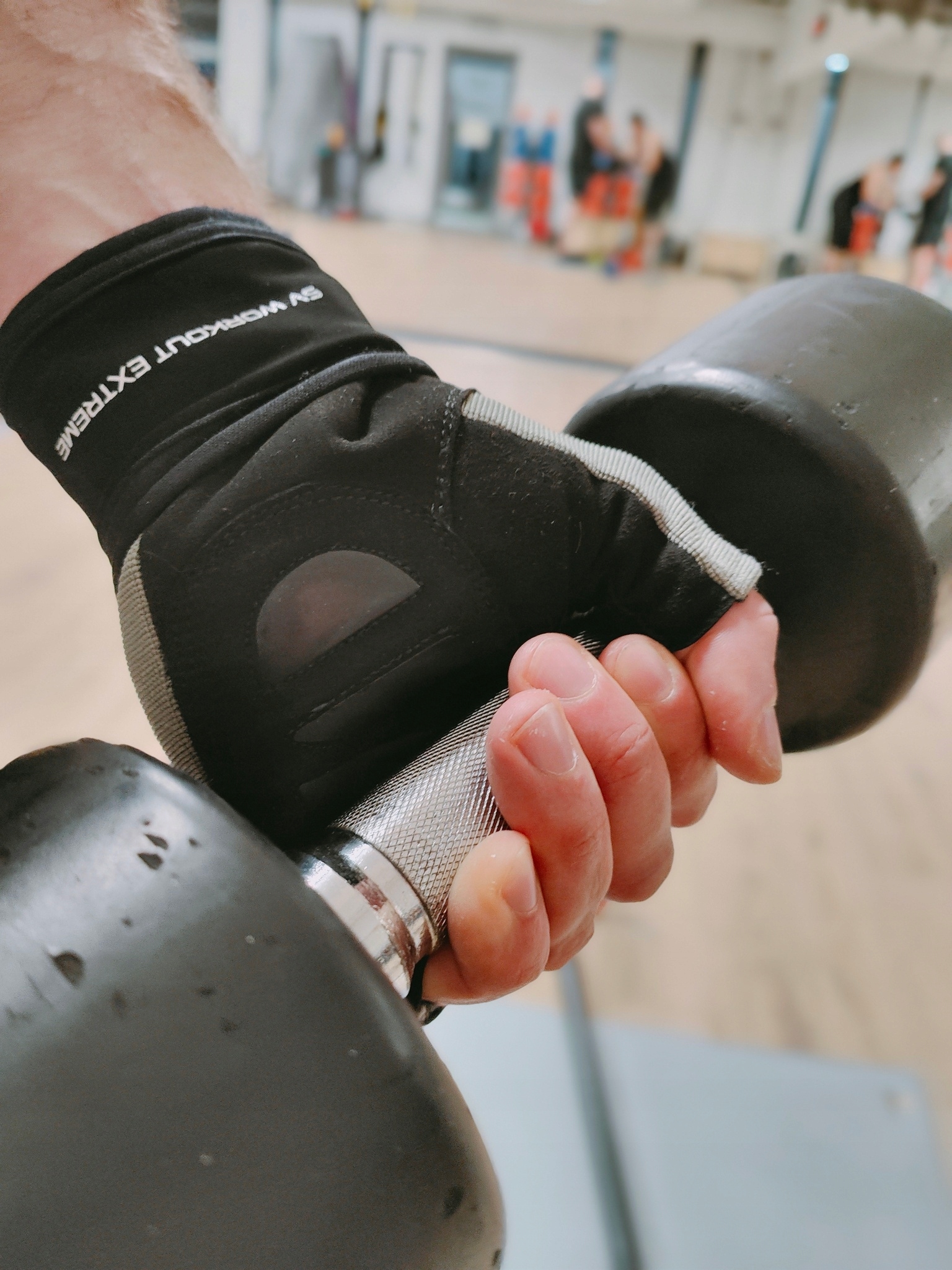 RĘKAWICE FITNESS NA SIŁOWNIĘ RĘKAWICZKI TRENINGOWE SPORTVIDA L Materiał dominujący poliester