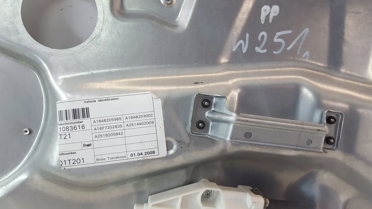 window regulator right front Mercedes W251 3,0 CDI