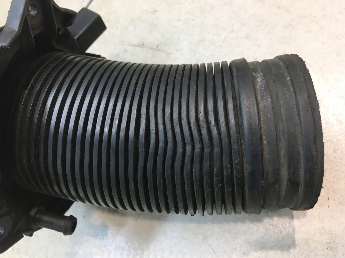 Sensor TEMPERATURY luft A3 8P 2.0 FSI 06B905379A