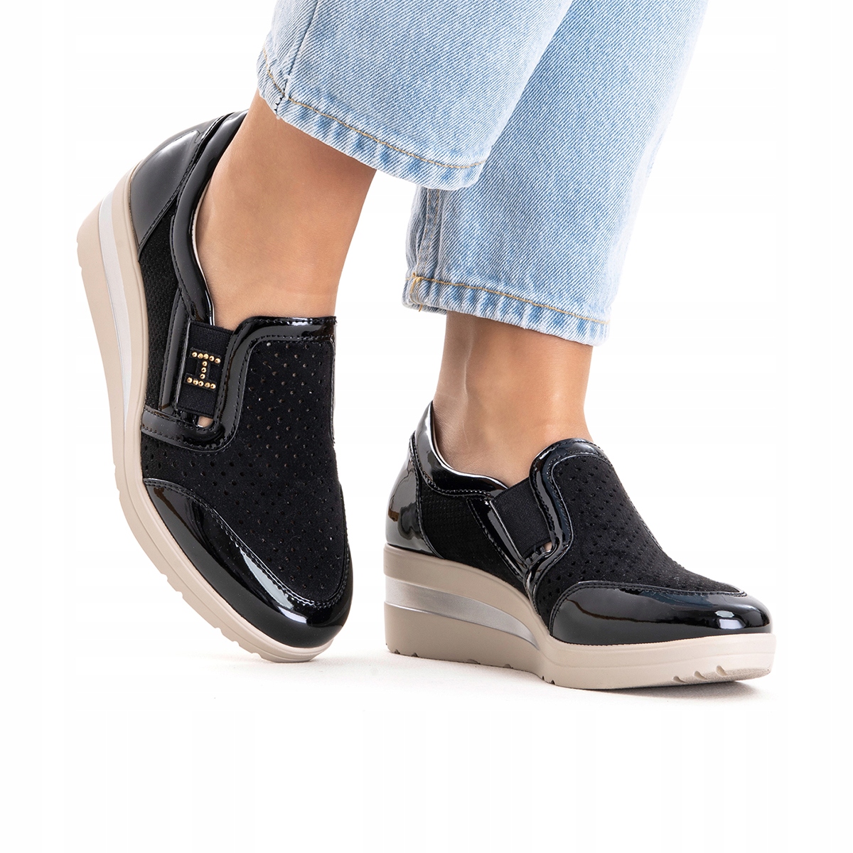 Sneakersy na koturnie w.SKÓRA modne zgrabne czarne Wojtyłko 39