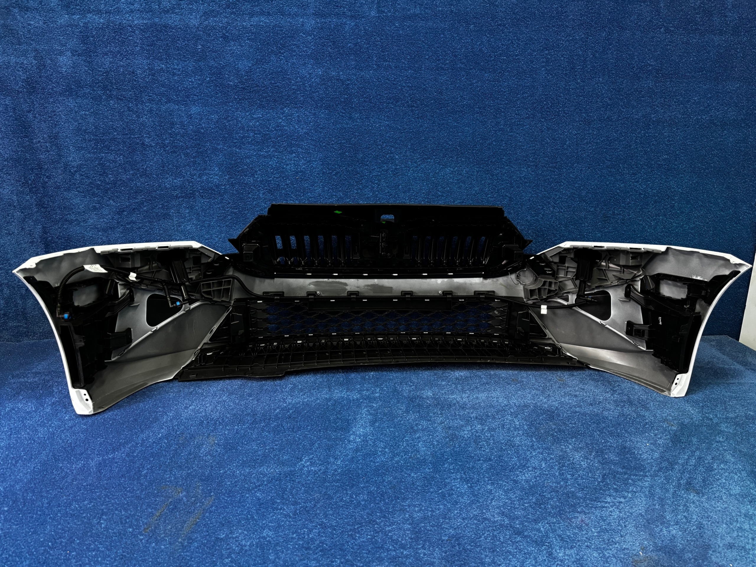 SKODA OCTAVIA IV V-RS LIFT bumper front front complete 2X washers