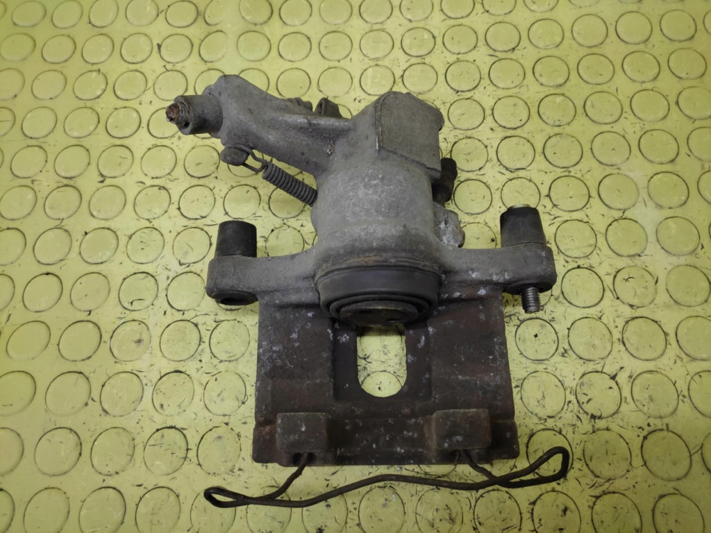 OPEL SIGNUM 1.8 caliper brake right rear part