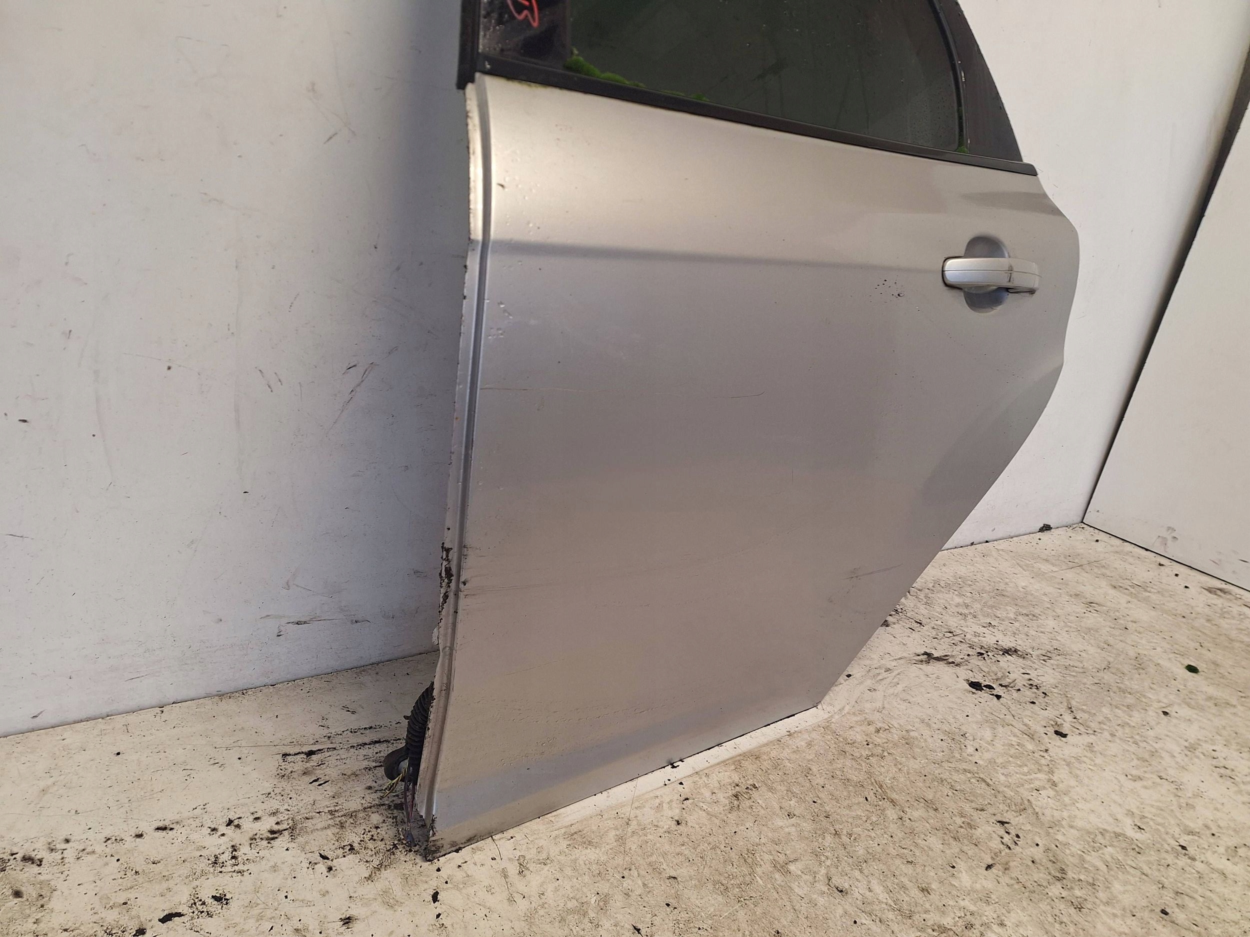FORD FOCUS MK3 LIFT HB 14-18 Tür links heck