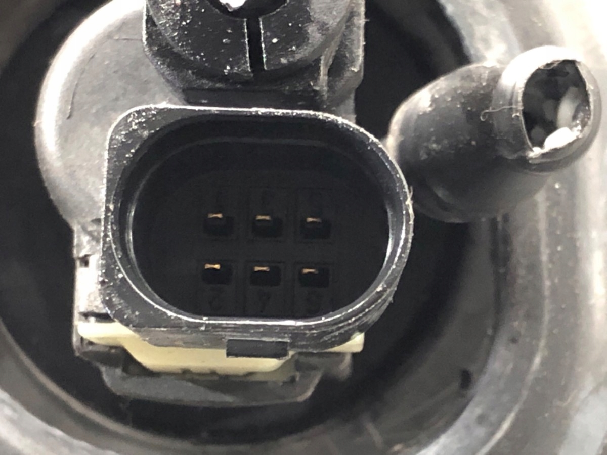 PEDAŁY MANUAL AUDI A4 B8 08-12 Producent części OEM