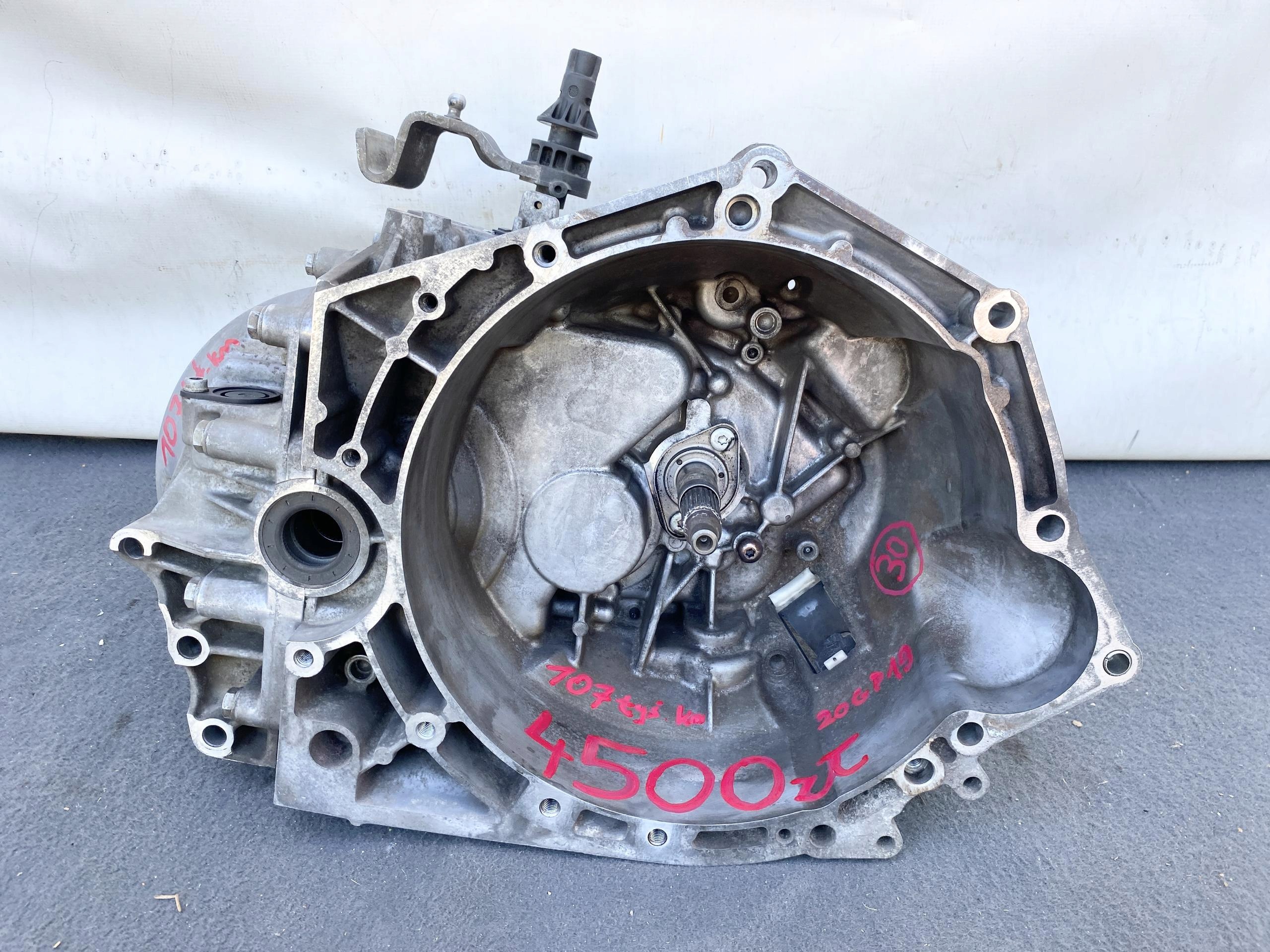 BOXER JUMPER 2.0 B-HDI E6 17- gearbox, 20GP19 107tys. km. wheels 16"