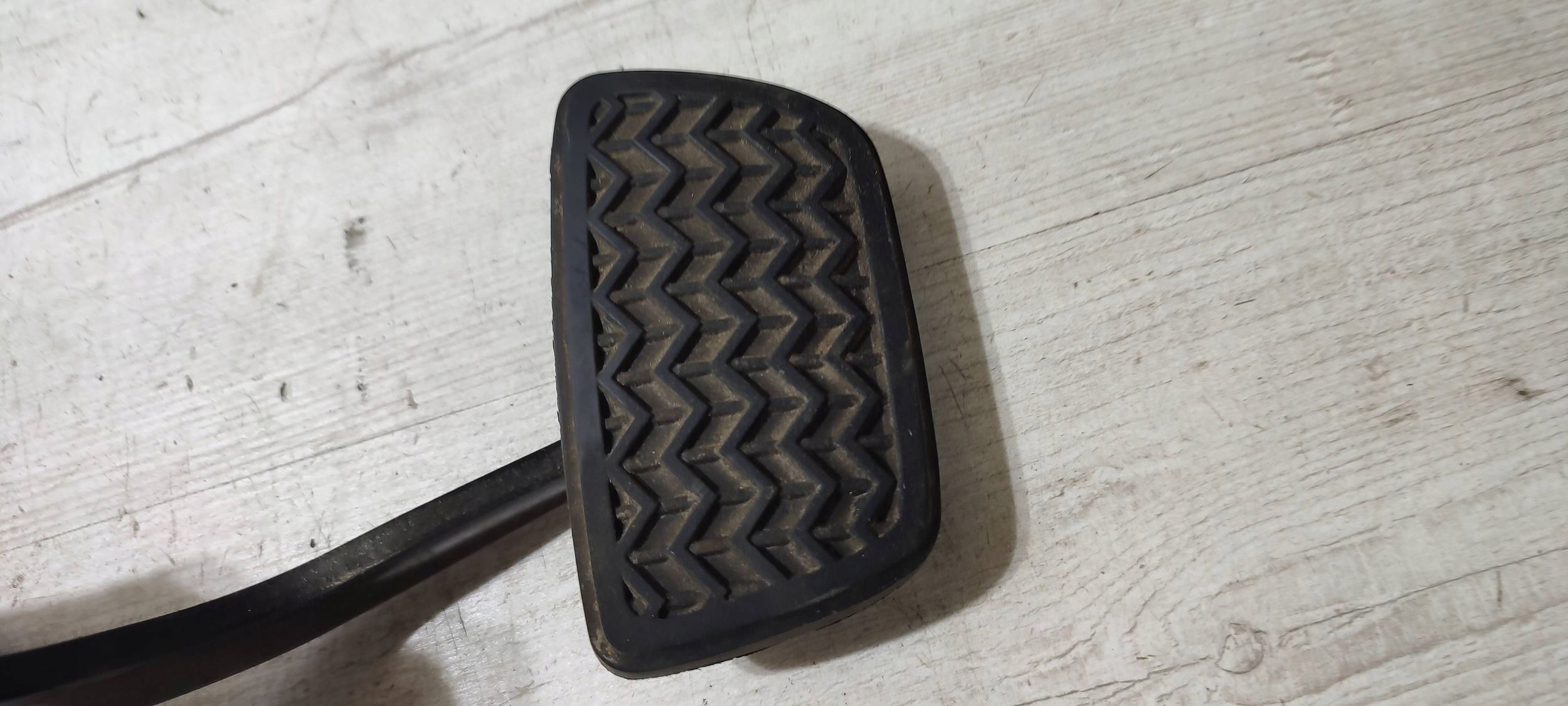 Lexus RC 2019 Pedal Frein