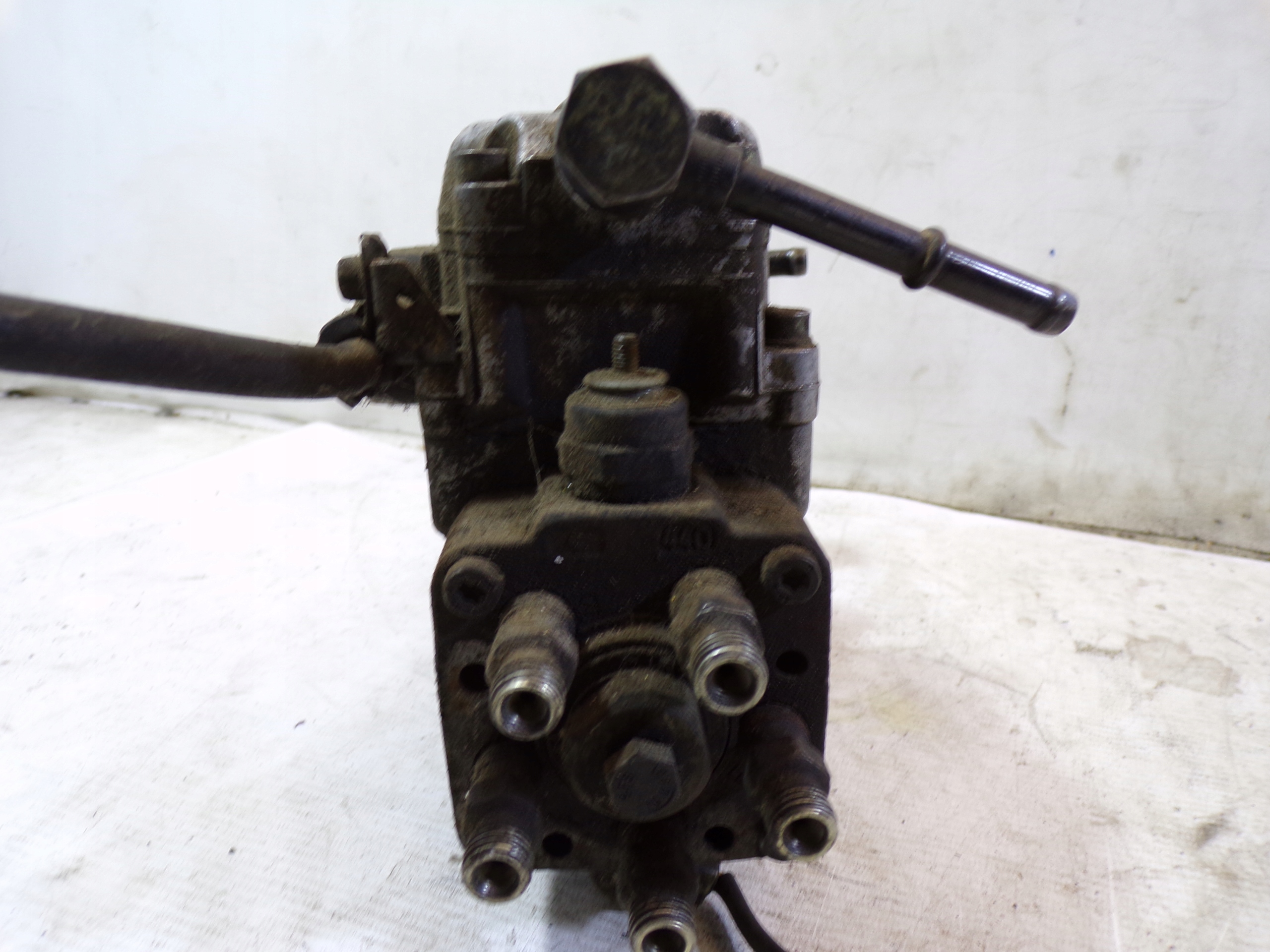 injection pump 2.5 TDI 0460415996 (1)