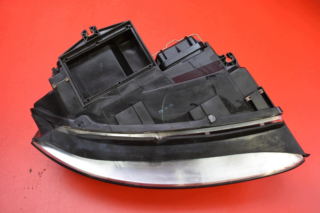 REFLEKTOR left light front lens EU 20-A008 AUDI A4 B6 00-05