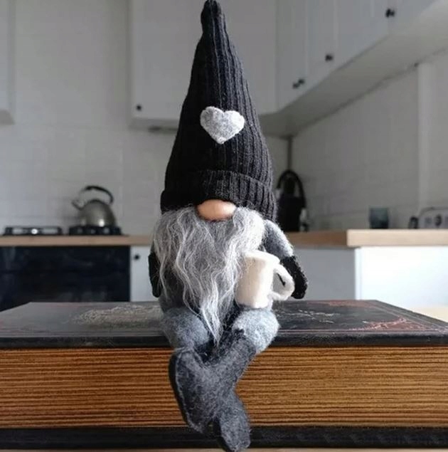 MIKOŁAJ SKRZAT KRASNAL PREZENT NA ŚWIĘTA SIEDZĄCY Kod producenta KSN74