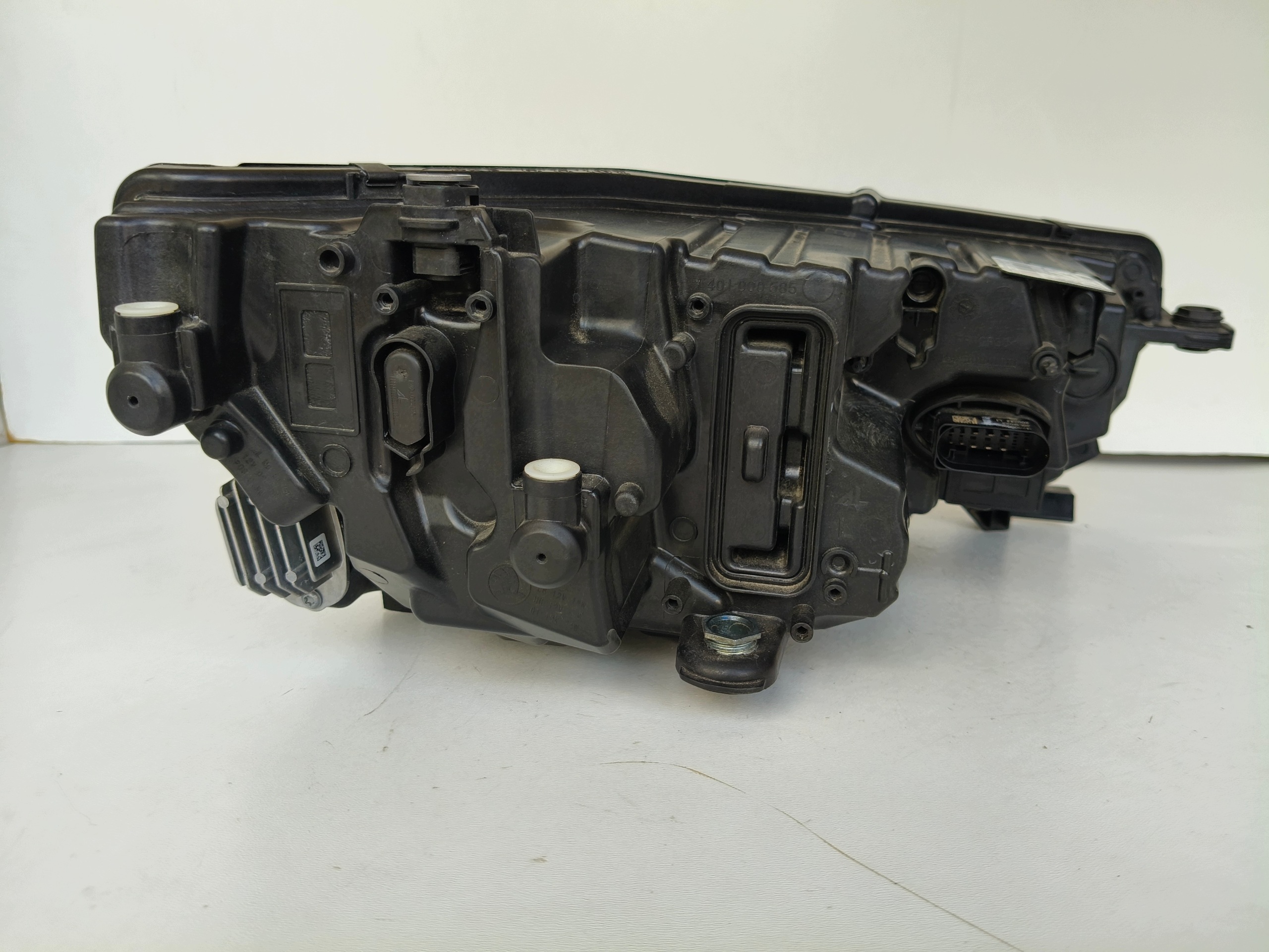 light left REFLEKTOR SKODA OCTAVIA IV 4 5E3 20- LED