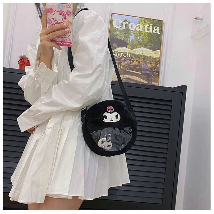 HELLO KITTY KUROMI PLUSZOWA TOREBKA MASKOTKA PLUSZAK TORBA NA RAMIĘ Marka Inna marka
