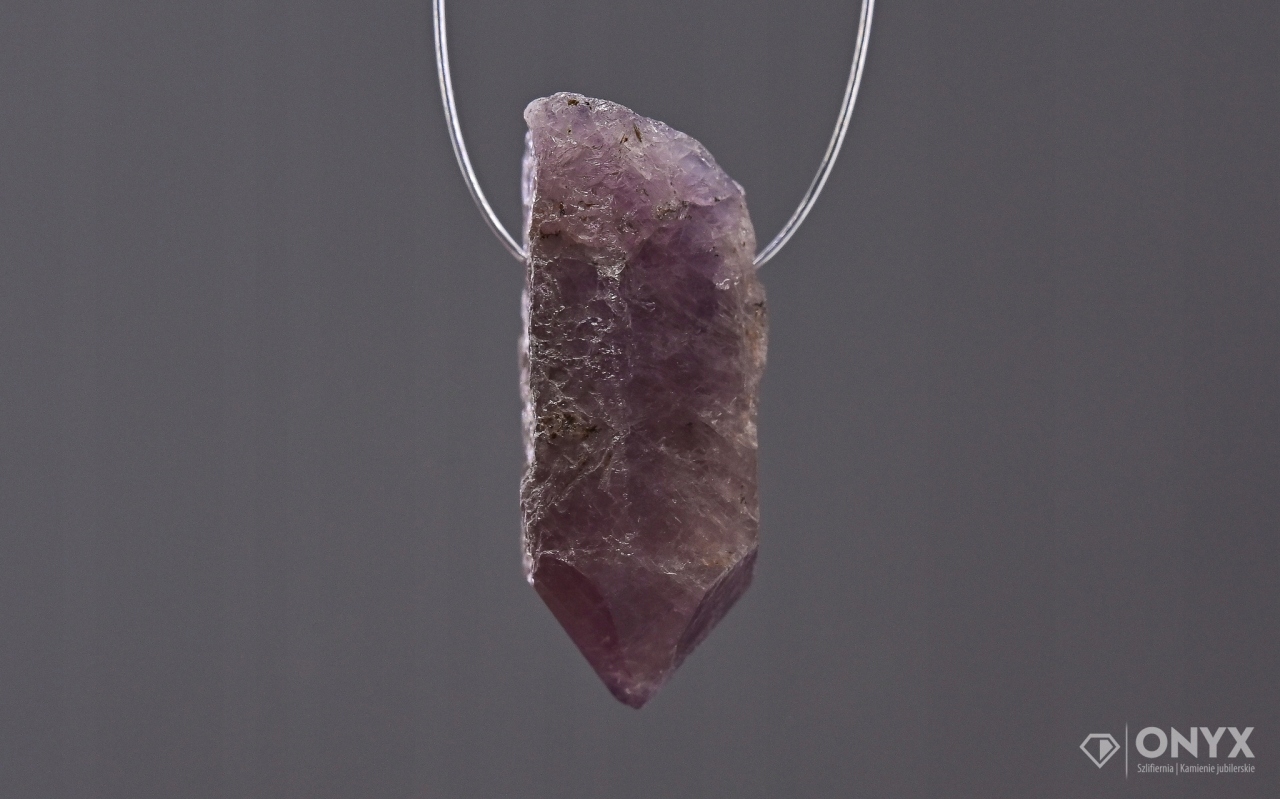 Rubín provrtaný přírodní křišťál 16x7 mm