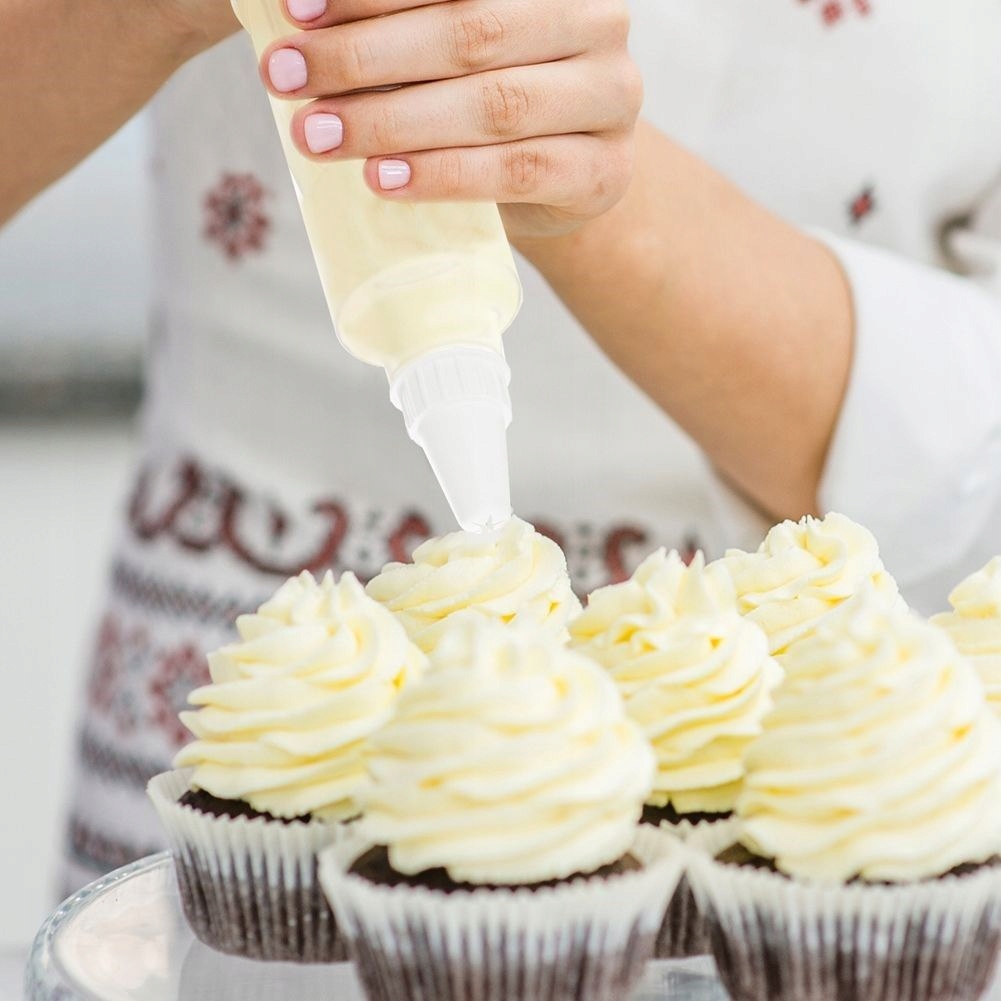 Dekorator do ciast i tortów - 9 końcówek Kolor dominujący wielokolorowy
