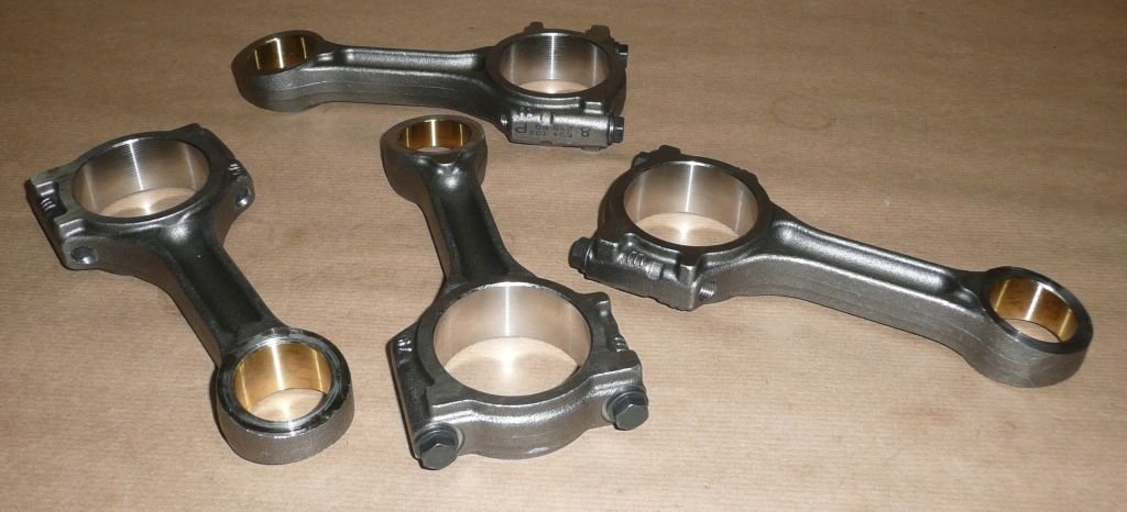 KORBOWODY KPL.4 SZT. RENAULT 1.6 DCI R9M Numer katalogowy części 121001039R